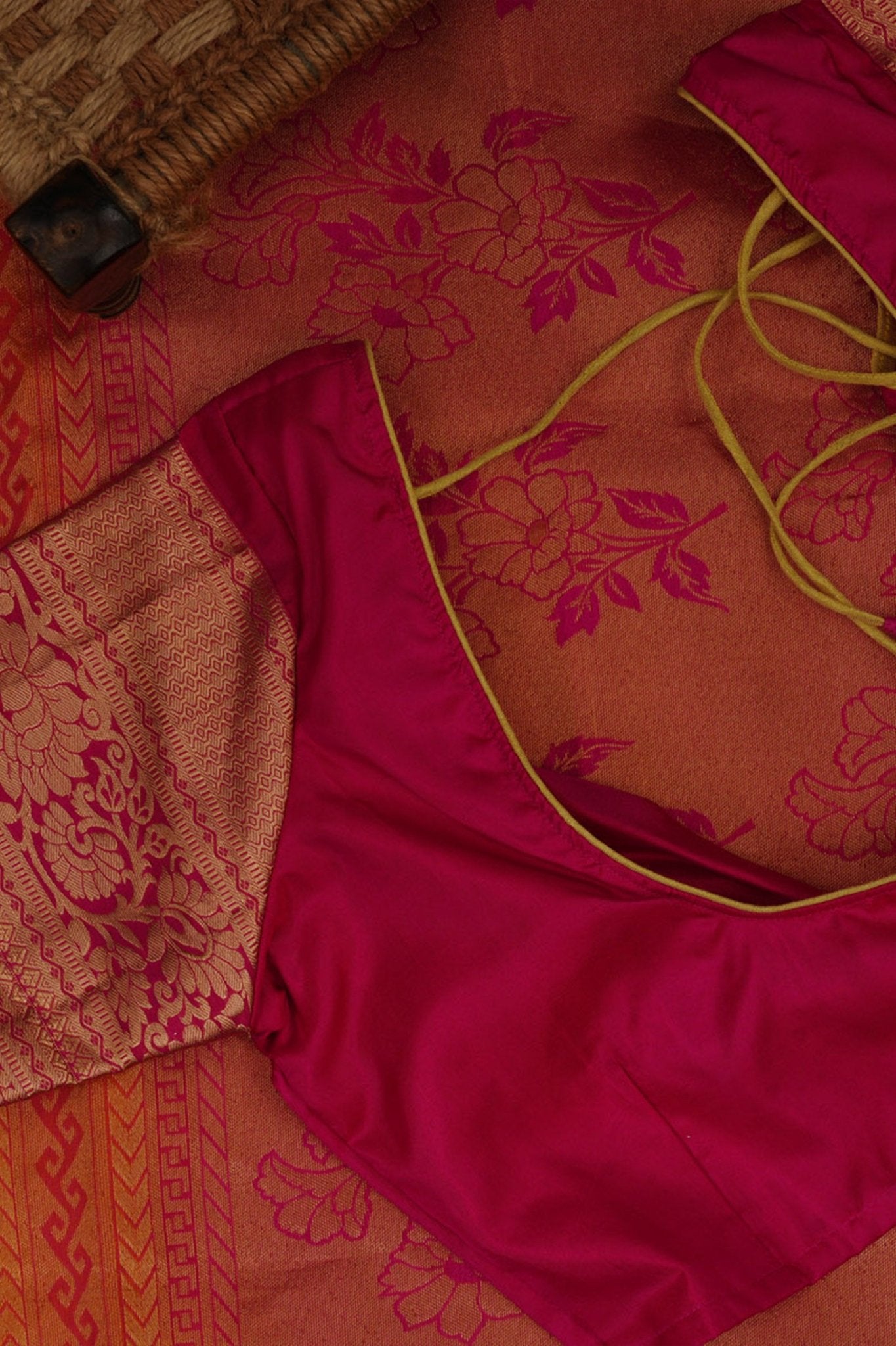 Elegant Double Warp Pure Handloom Silk Saree with Design Borders Saree JCS Fashions