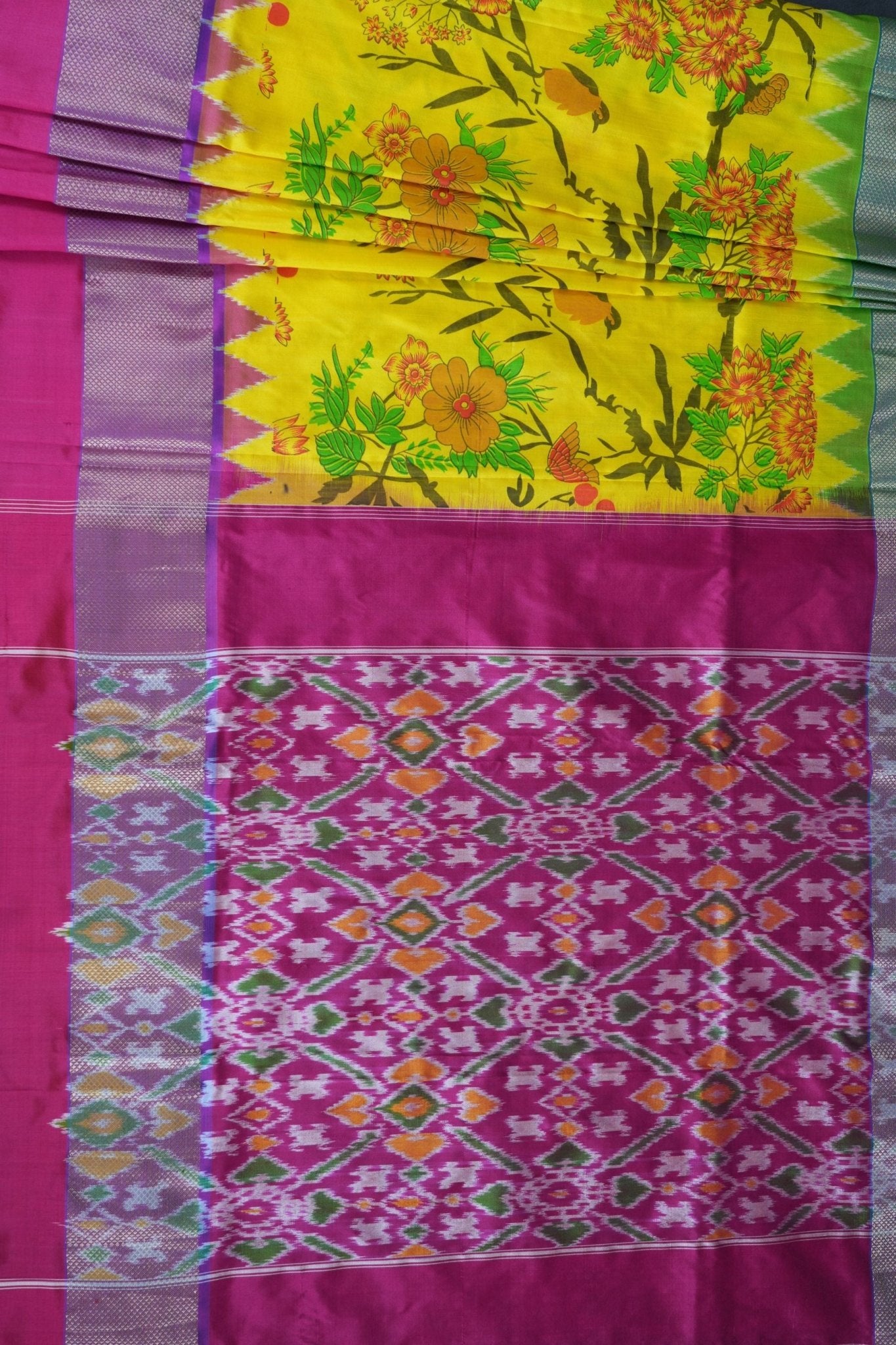 Elegant Gadwal Patola Weaved Border Saree with Kanchi Zari detail Saree JCS Fashions