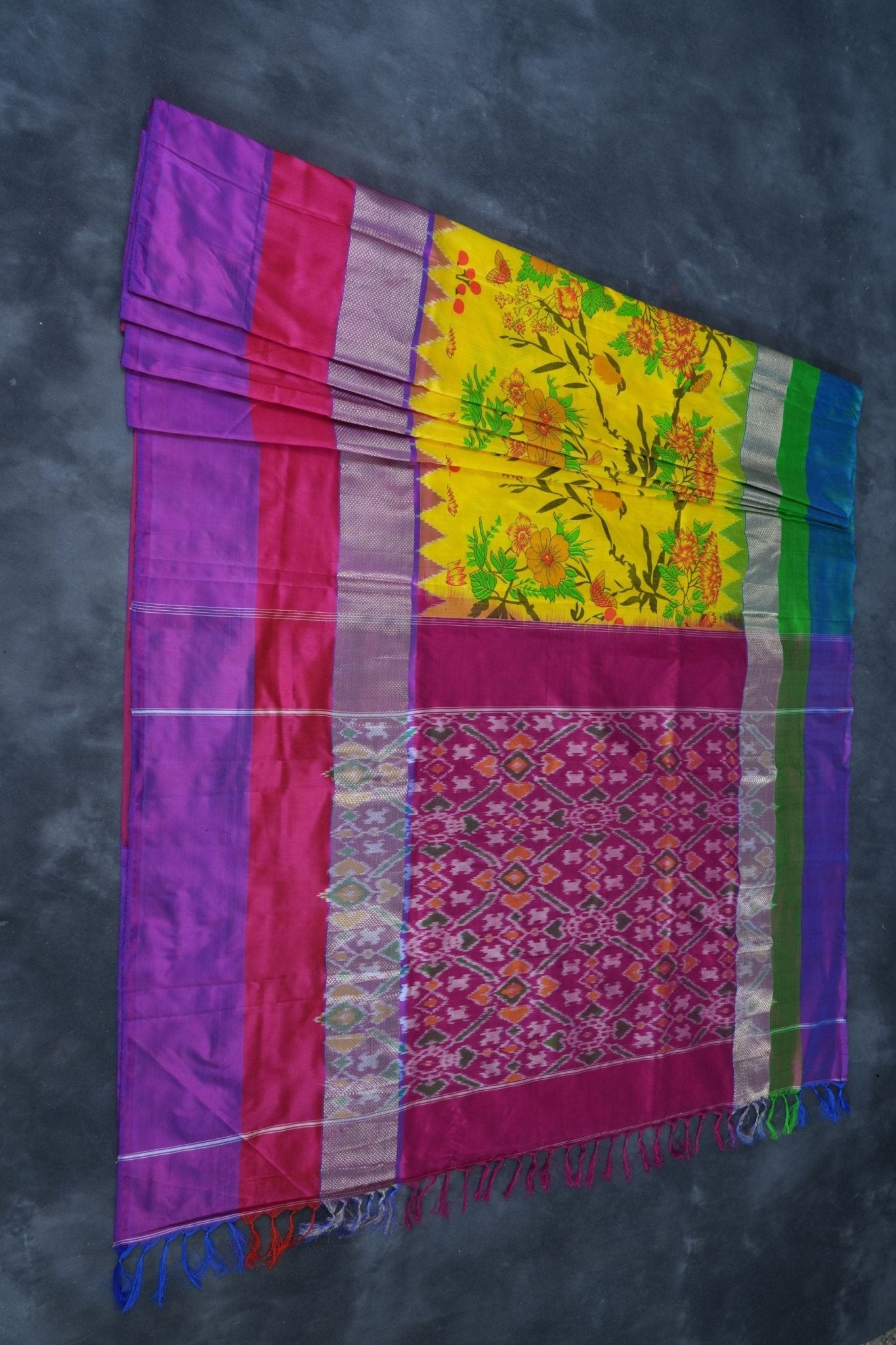 Elegant Gadwal Patola Weaved Border Saree with Kanchi Zari detail Saree JCS Fashions