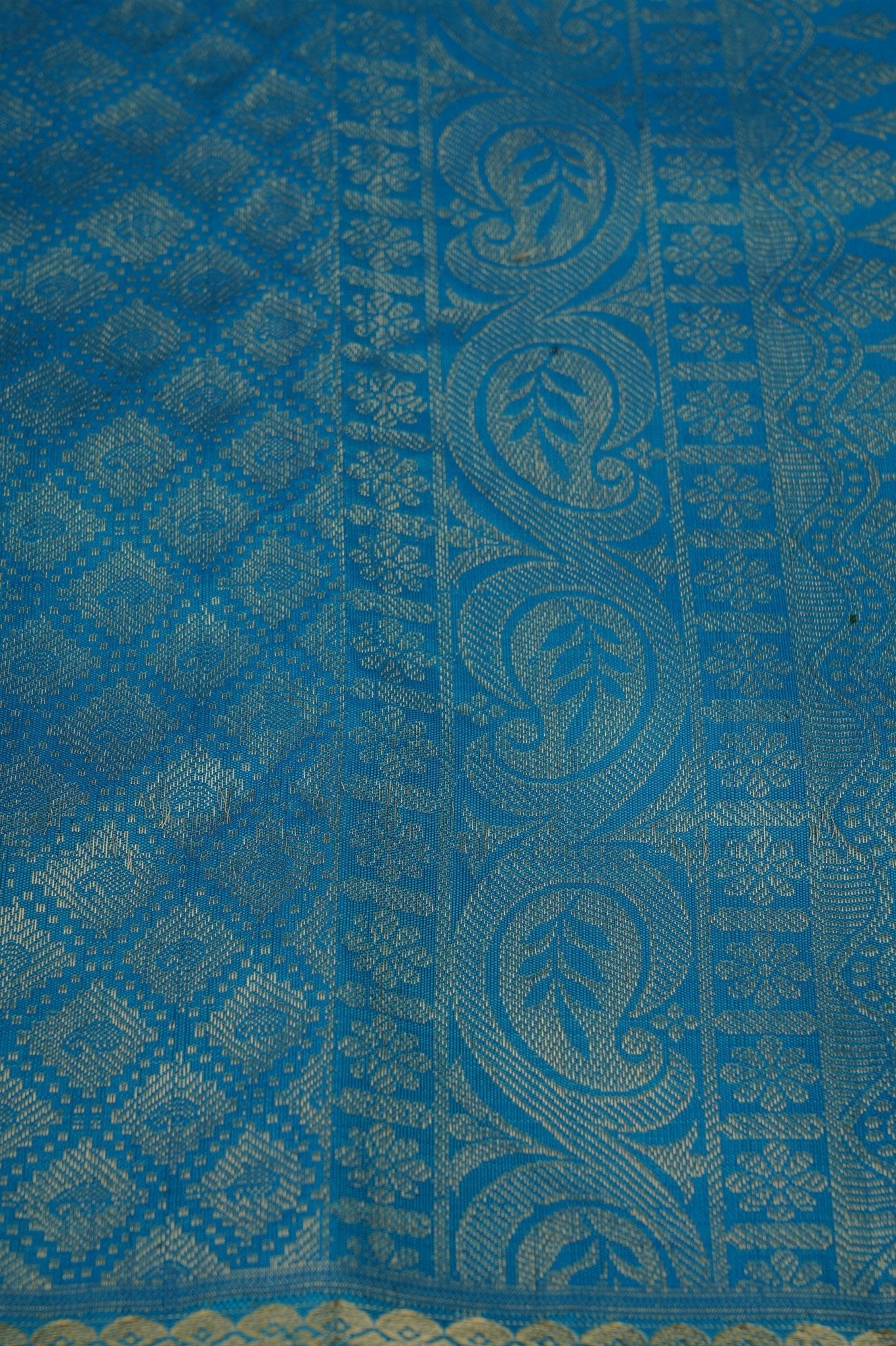 Elegant Kanchipuram Handloom Silk Masterpiece with Grand Pallu in Blue Saree JCS Fashions