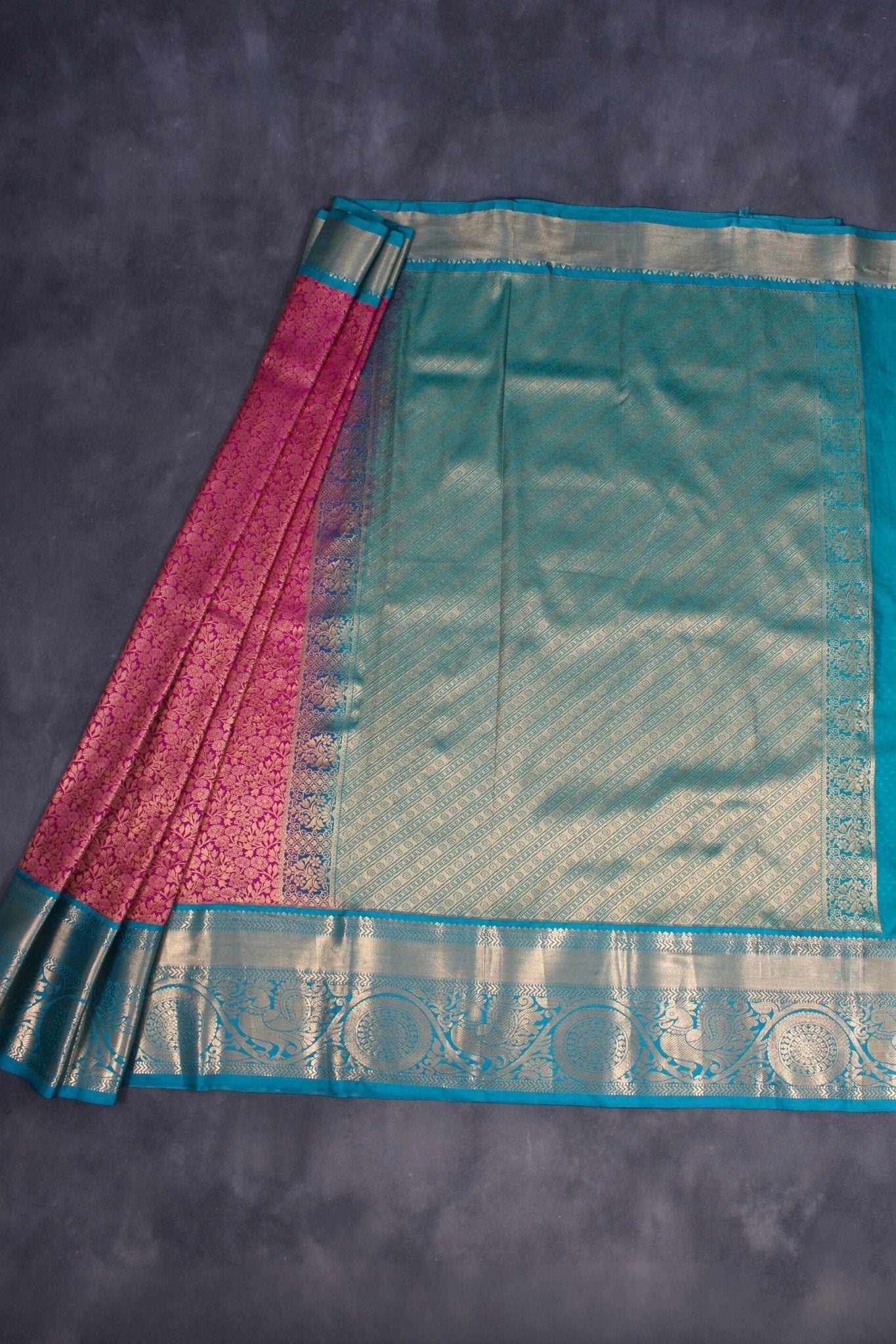 Elegant Kanchipuram Silk Saree with Floral Motifs and Dual Border Saree JCS Fashions