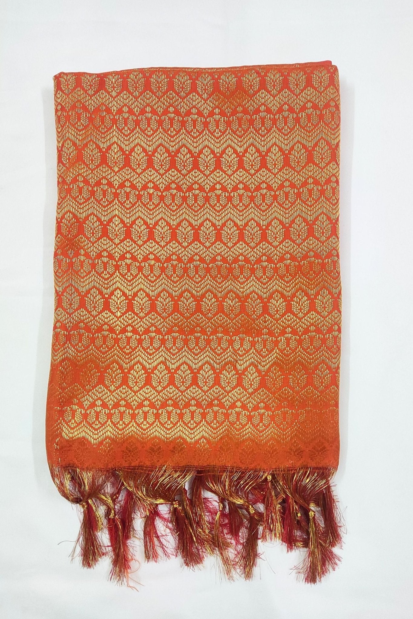 Elegant Ponnadai Shawl by JCSFashions - Blend of Tradition and Style Shawl JCS Fashions