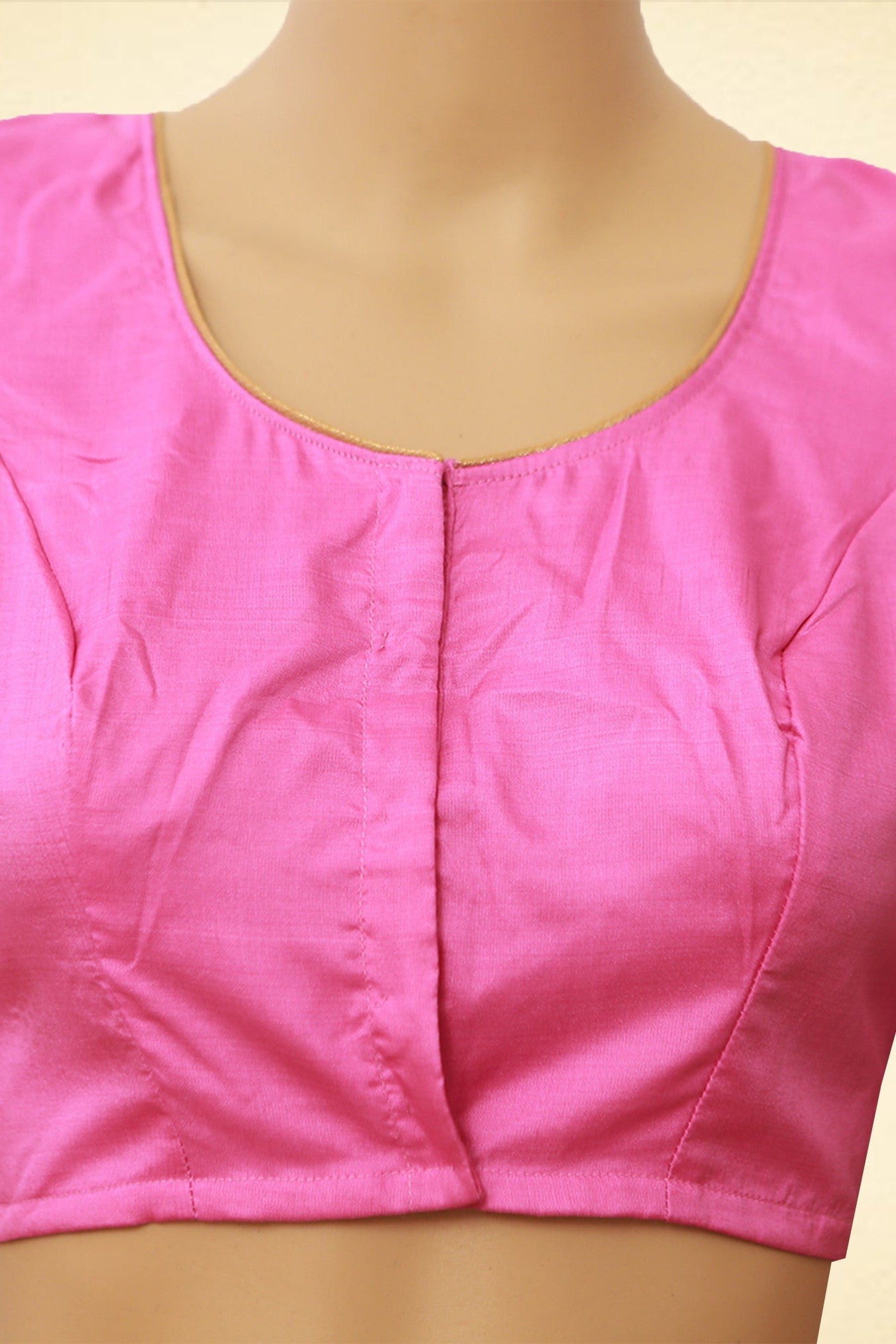 Embose Gold Jall Zari Deepam Pattu Saree | Exquisite Kanchi Border Saree JCS Fashions