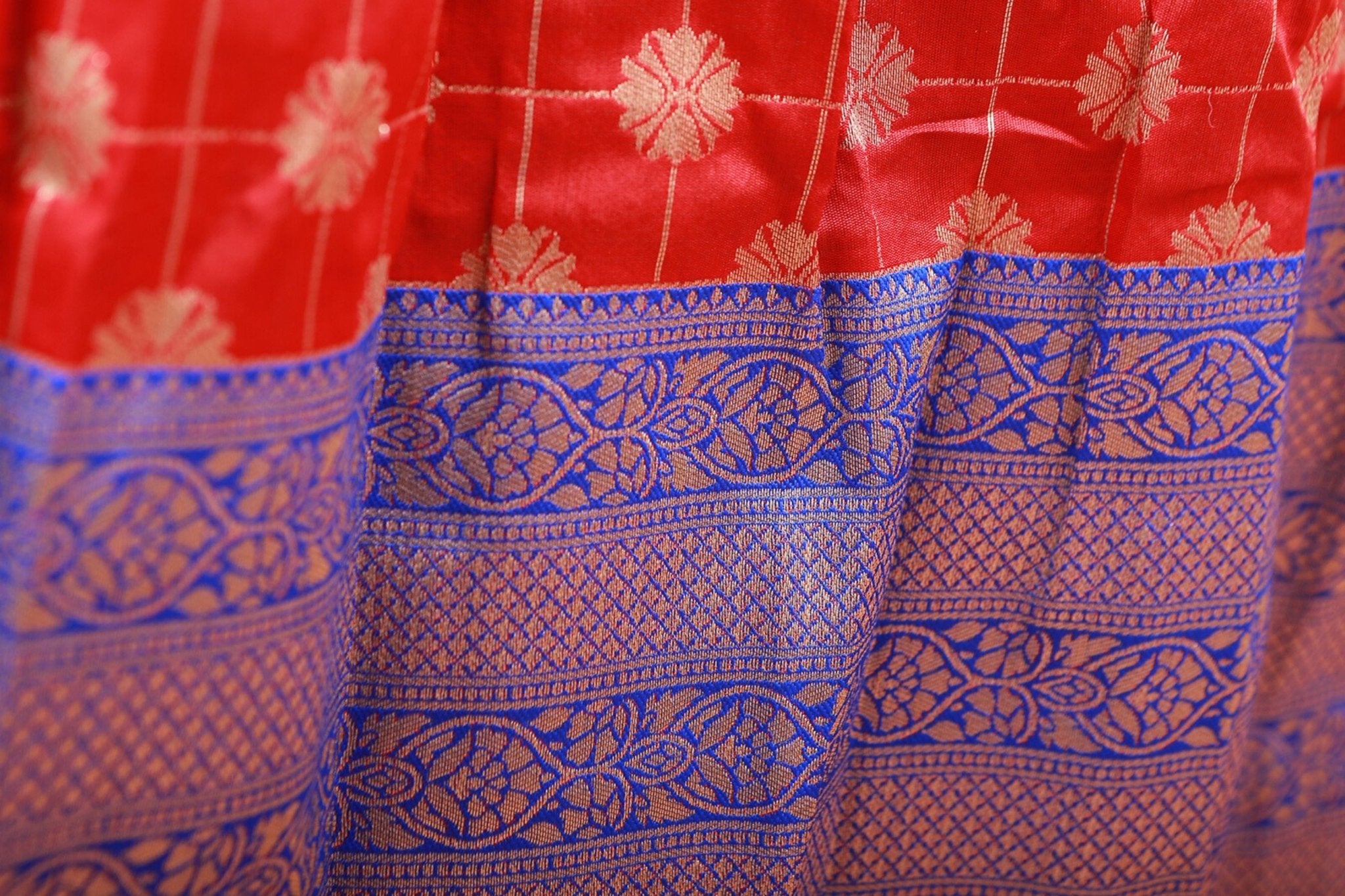 Exquisite Banarasi Pattu Lehenga with Kanchi Border and Blouse LEHENGA JCS Fashions