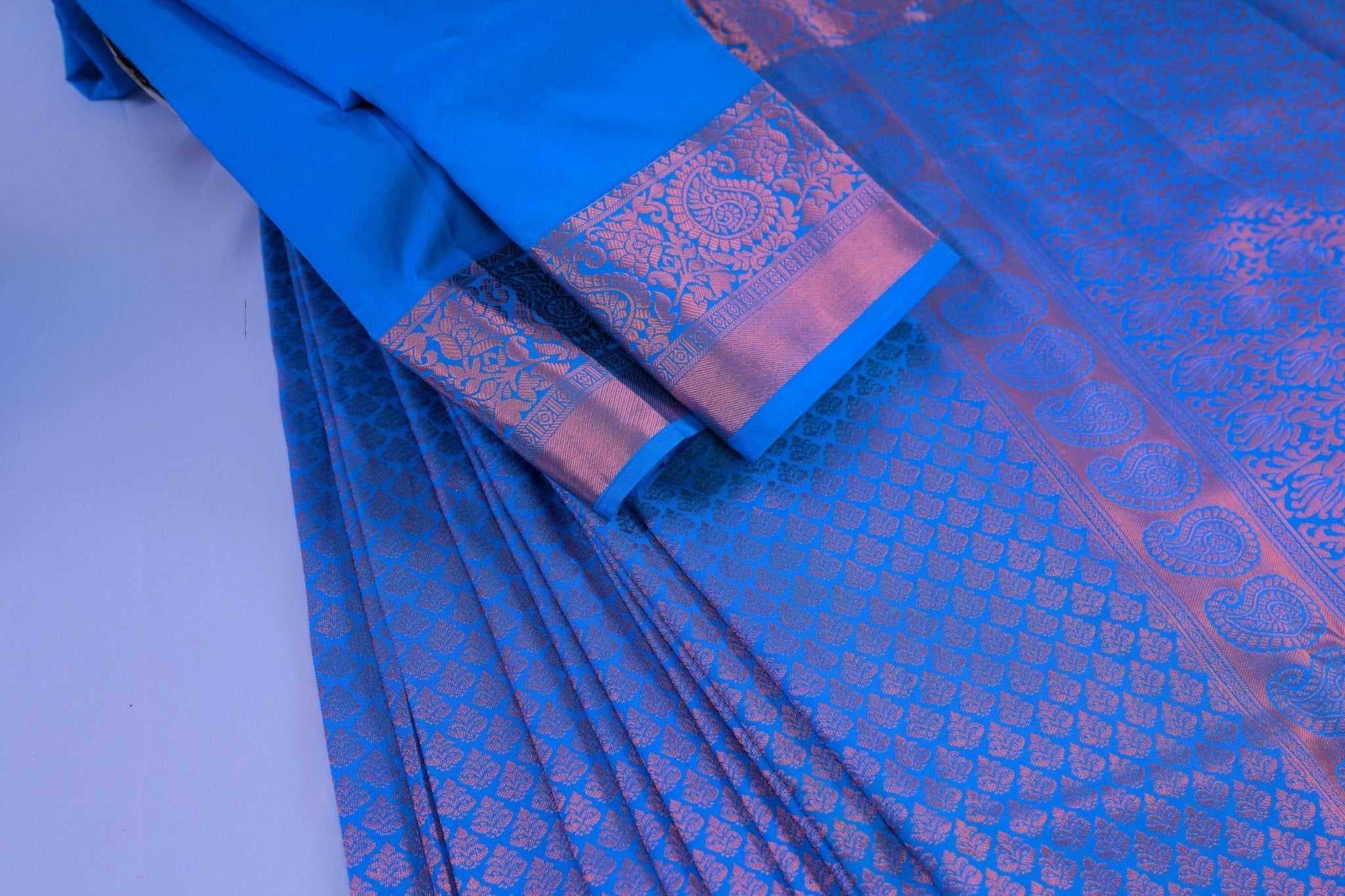 Exquisite Kanchipuram Pure Silk Saree with Golden Zari Weaving Saree JCS Fashions