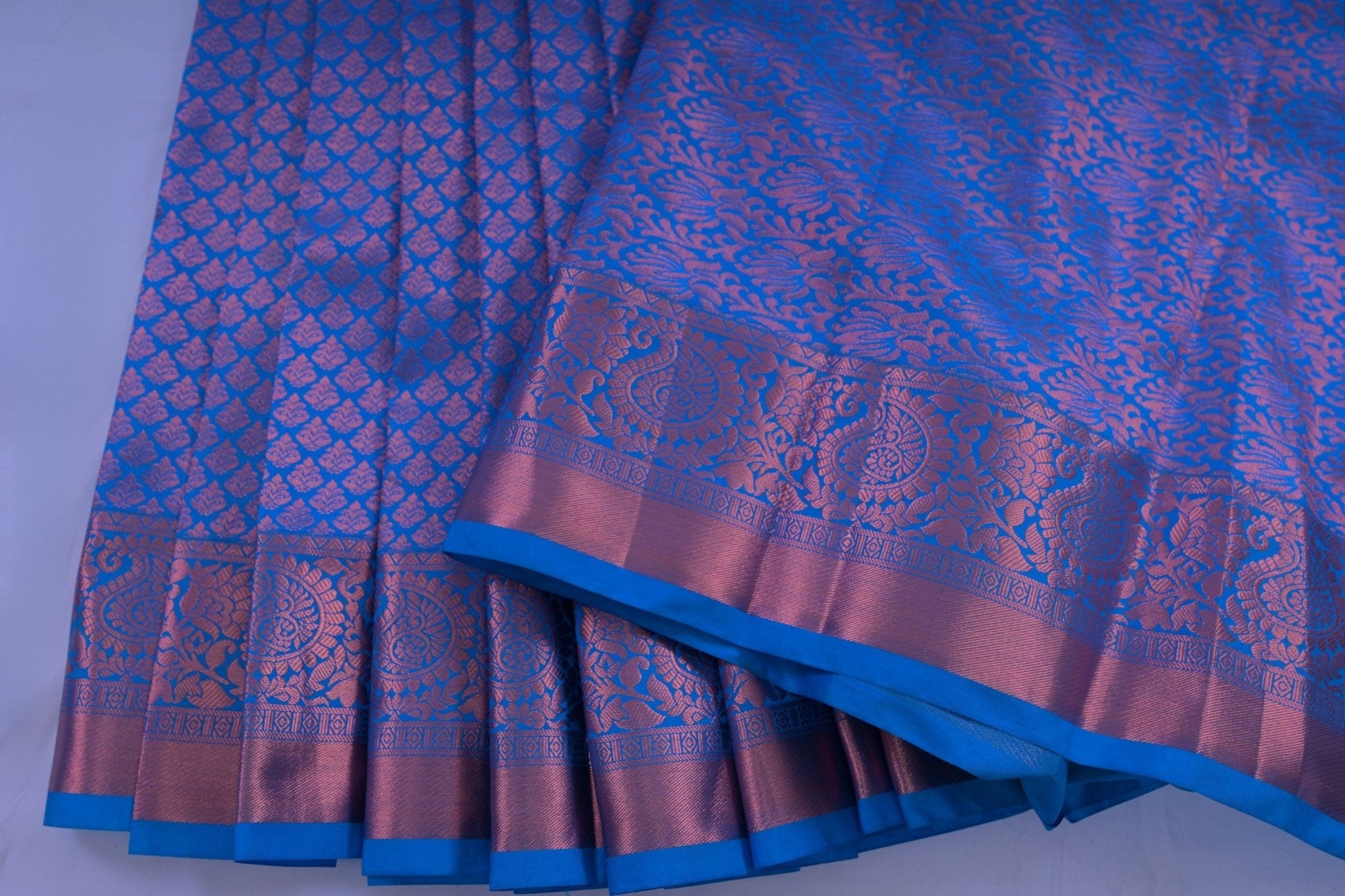 Exquisite Kanchipuram Pure Silk Saree with Golden Zari Weaving Saree JCS Fashions