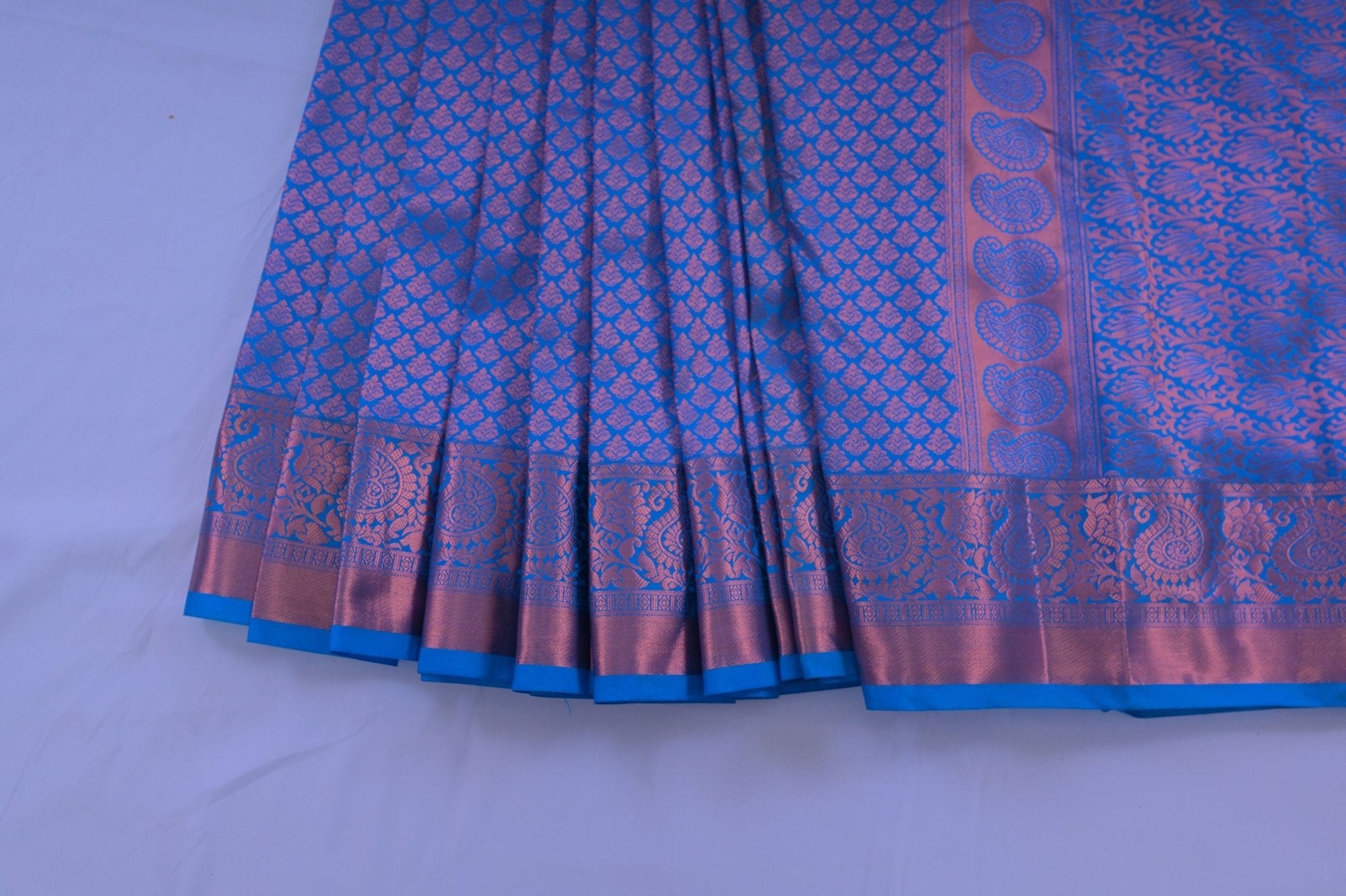 Exquisite Kanchipuram Pure Silk Saree with Golden Zari Weaving Saree JCS Fashions