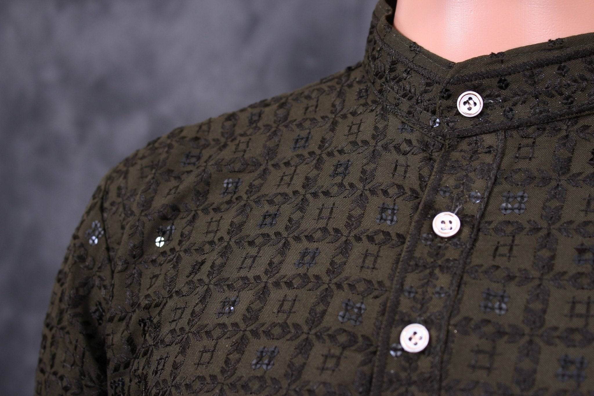 Exquisite Men's Lakhnavi Kurta with Detailed Resham Work - JCSFashions Men JCS Fashions