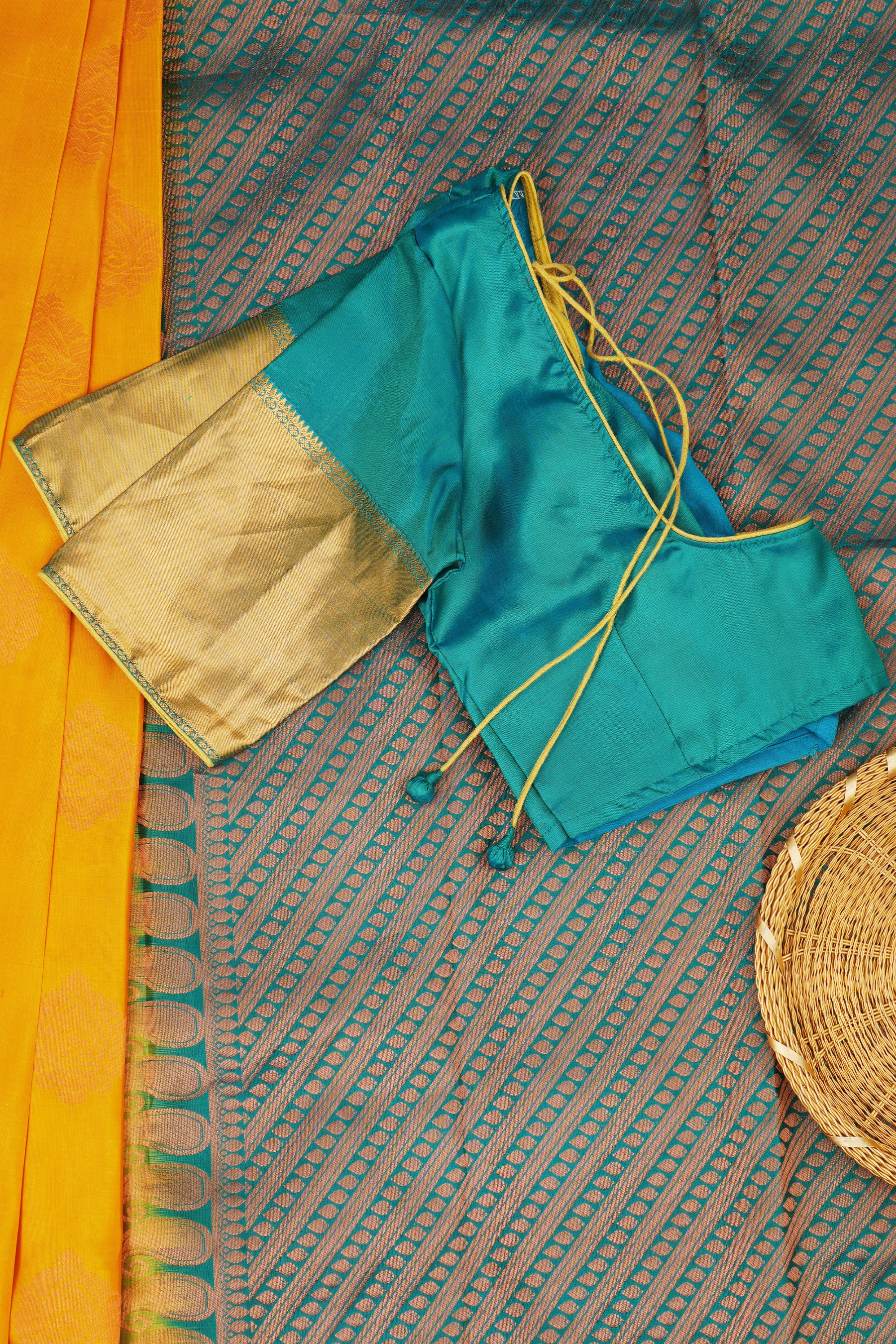 Handloom Double Warp Pure Silk Saree & Tailored Blouse - View 12 - JCS Fashions