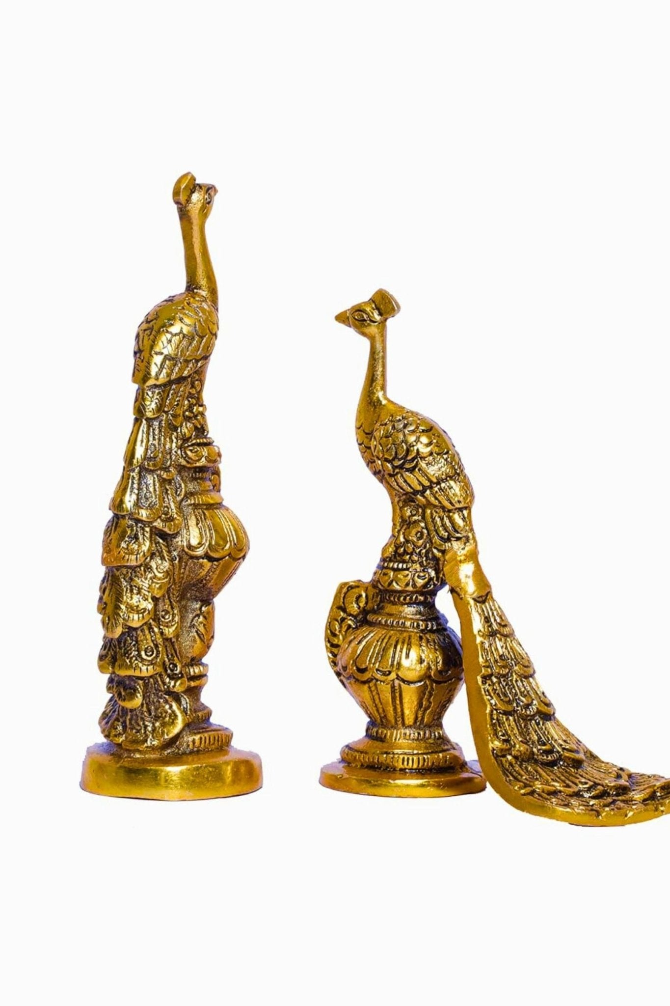 Gold Aluminium Peacock Couple Statue: Luxury Décor symbolizing Royalty Gift JCS Fashions