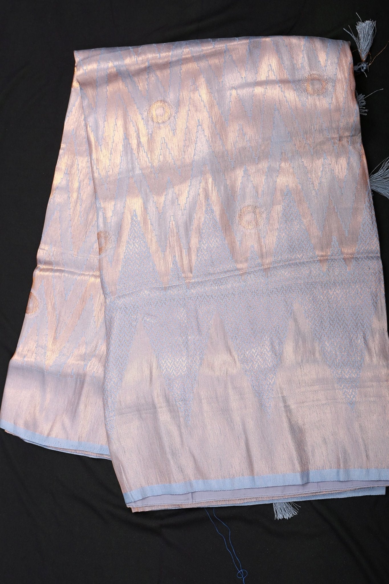 Golden Zari Temple Weaving Soft Semi-Silk Saree With Blouse SAREE JCS Fashions