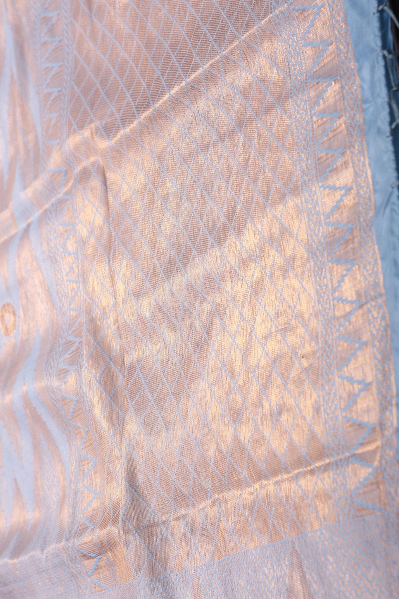 Golden Zari Temple Weaving Soft Semi-Silk Saree With Blouse SAREE JCS Fashions