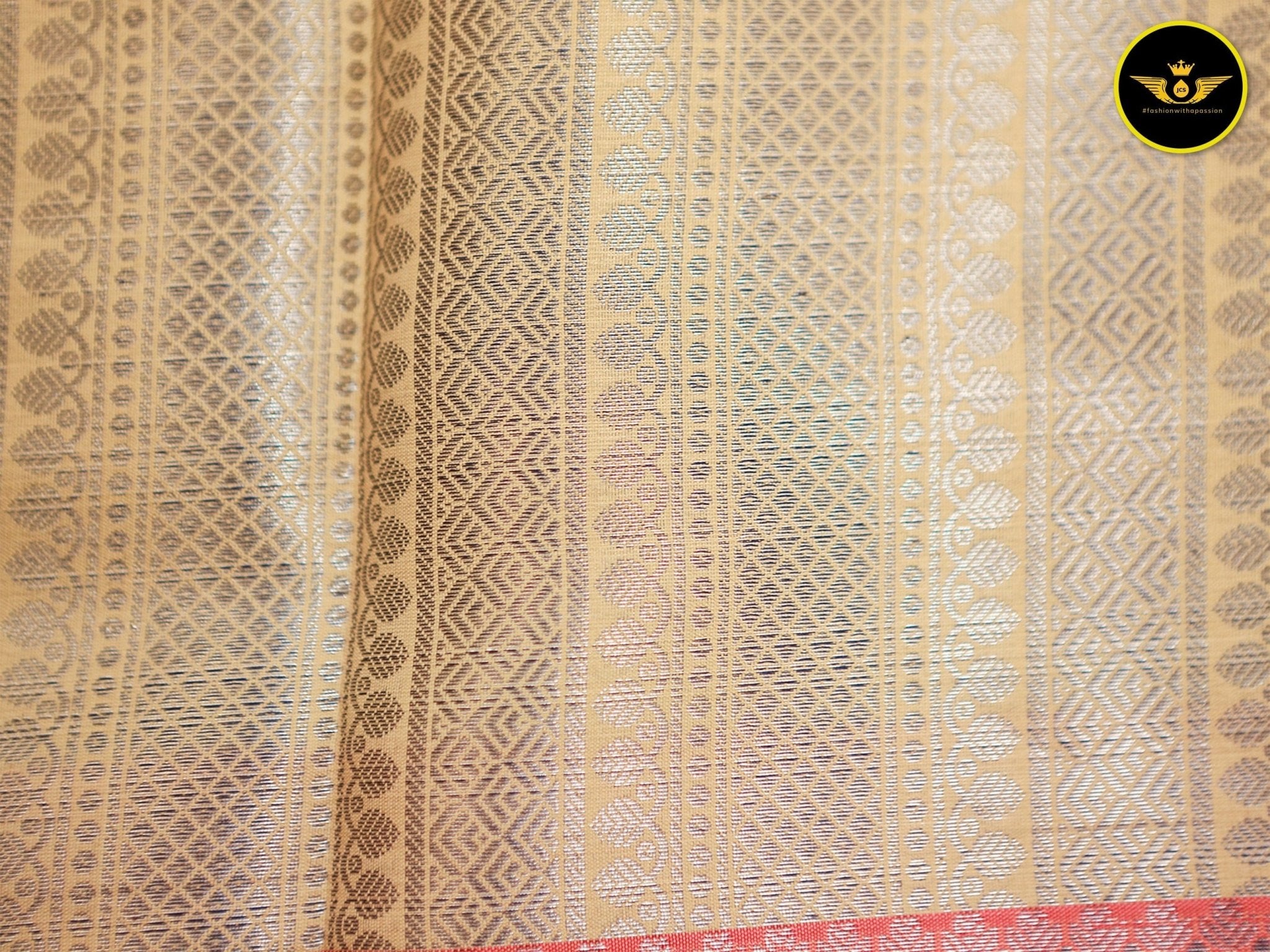 Handwoven Semi-Silk Saree with Silver Zari & Vibrant Contrast Blouse Saree JCS Fashions