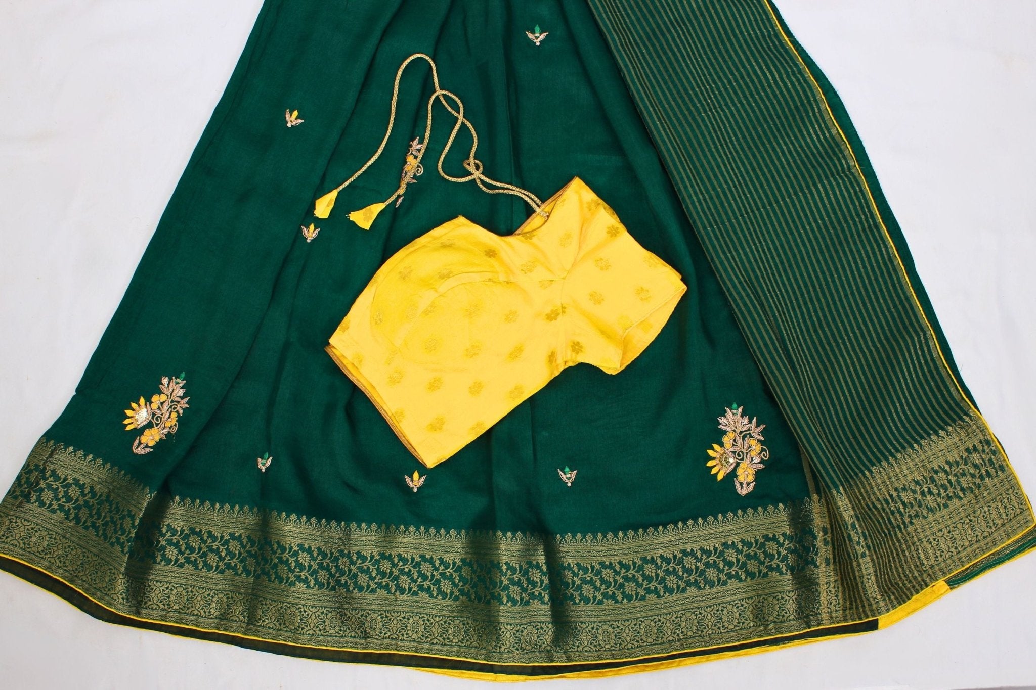 Heavy Moonga Silk Saree with Banarasi Weaving & Zardosi Work Blouse SAREE JCS Fashions