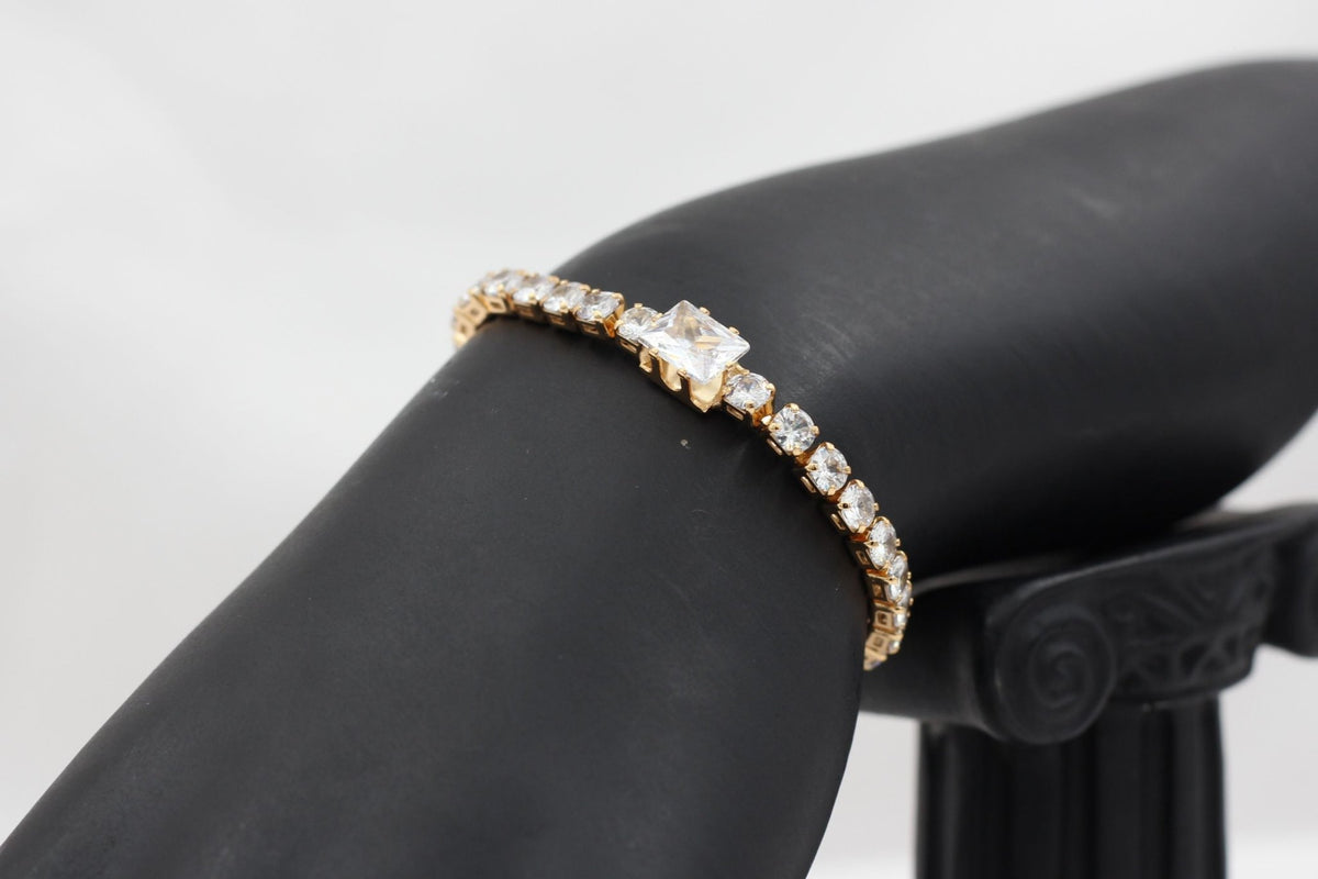 JCS Fashions Gleaming Cubic Zirconia Gold- Polished Tennis Bracelet Jewelry JCS Fashions