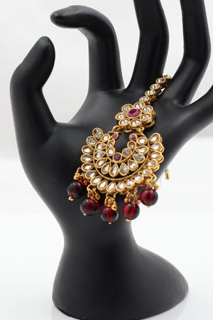 Gold-Polished Kundan Tikka with Elegantly Hanging Beads
