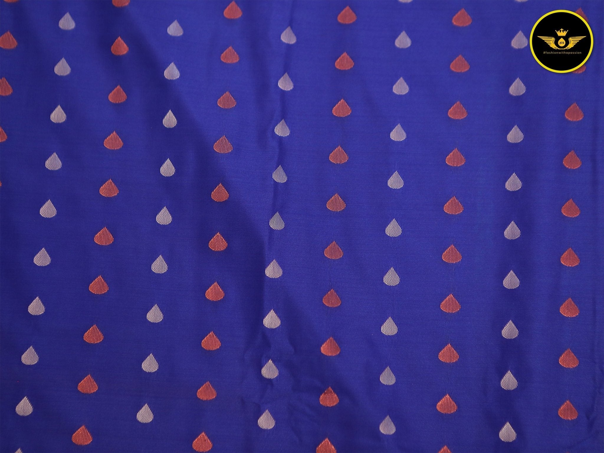 Kanchipuram Handloom Soft Silk Saree with Golden and Silver Zari Saree JCS Fashions