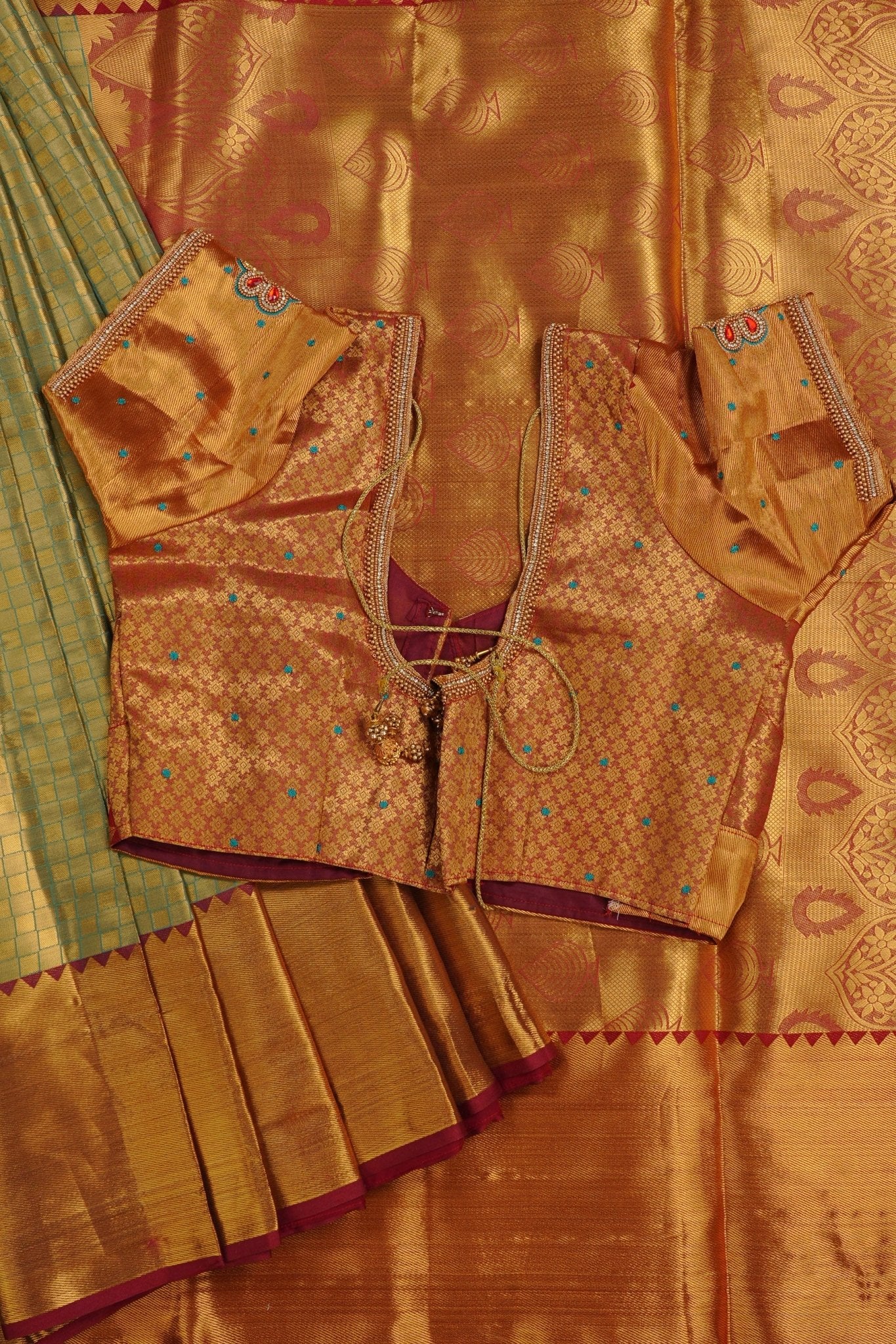 Kanjivaram Elegance: Pure Zari Weaving Saree, Contrast Border |JCSFashions SAREE JCS Fashions Green 5.5 meters