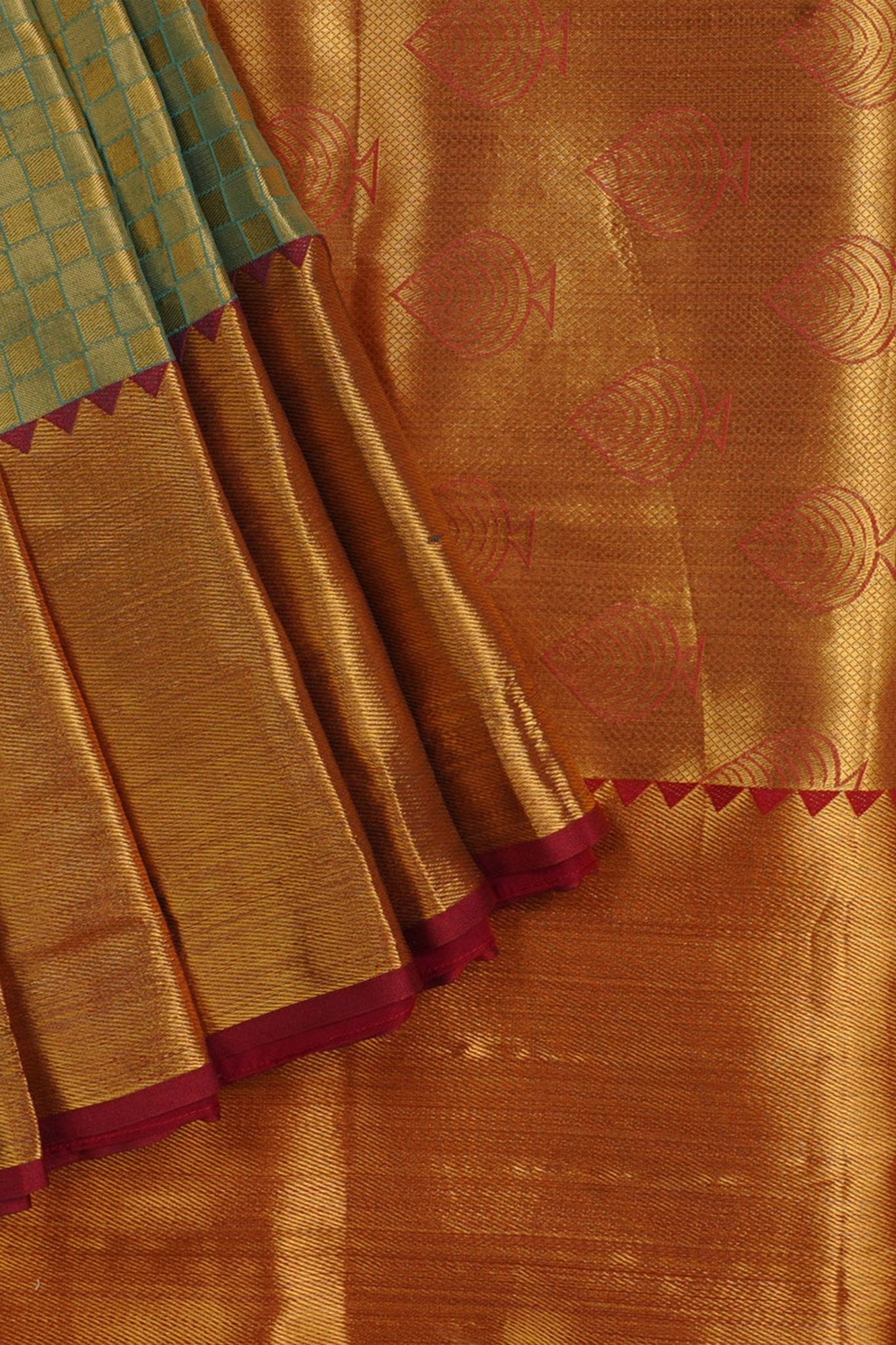 Kanjivaram Elegance: Pure Zari Weaving Saree, Contrast Border |JCSFashions SAREE JCS Fashions