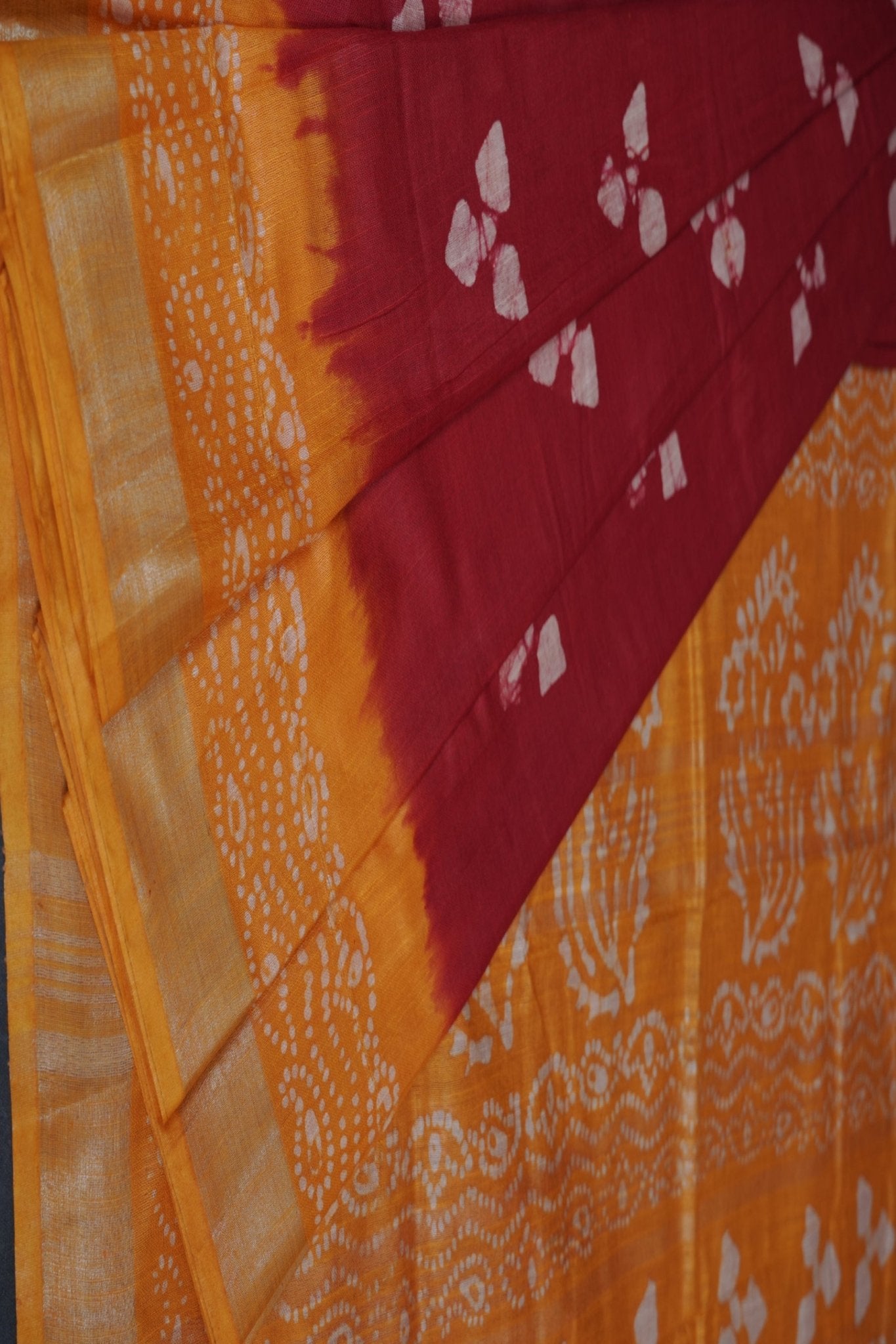 Liva Certified Linen Cotton Saree: Batik Prints and Contrast Border SAREE JCS Fashions