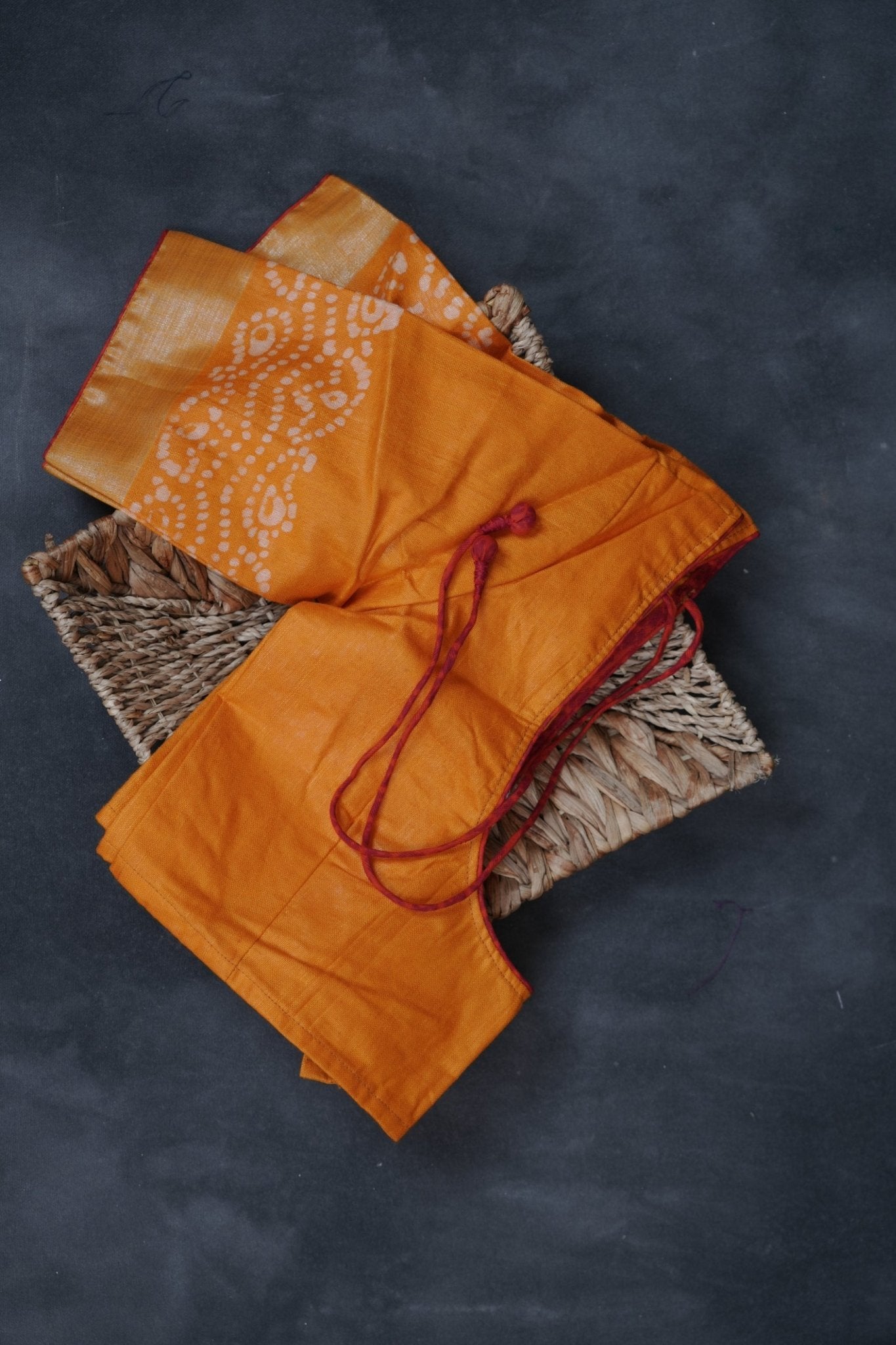 Liva Certified Linen Cotton Saree: Batik Prints and Contrast Border SAREE JCS Fashions
