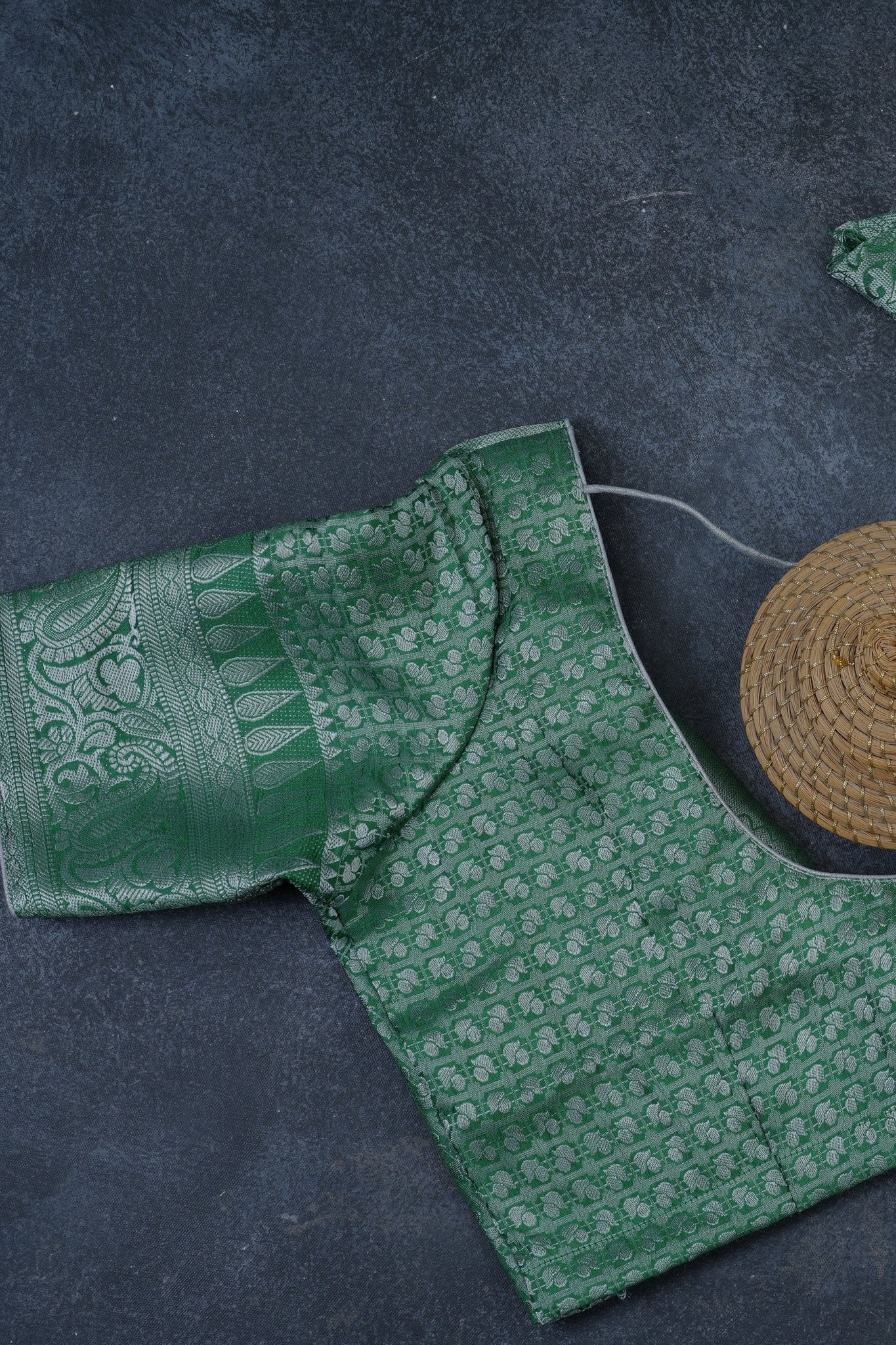 Luxurious Dupion Silk Saree with Silver Zari & Customizable Blouse Saree JCS Fashions