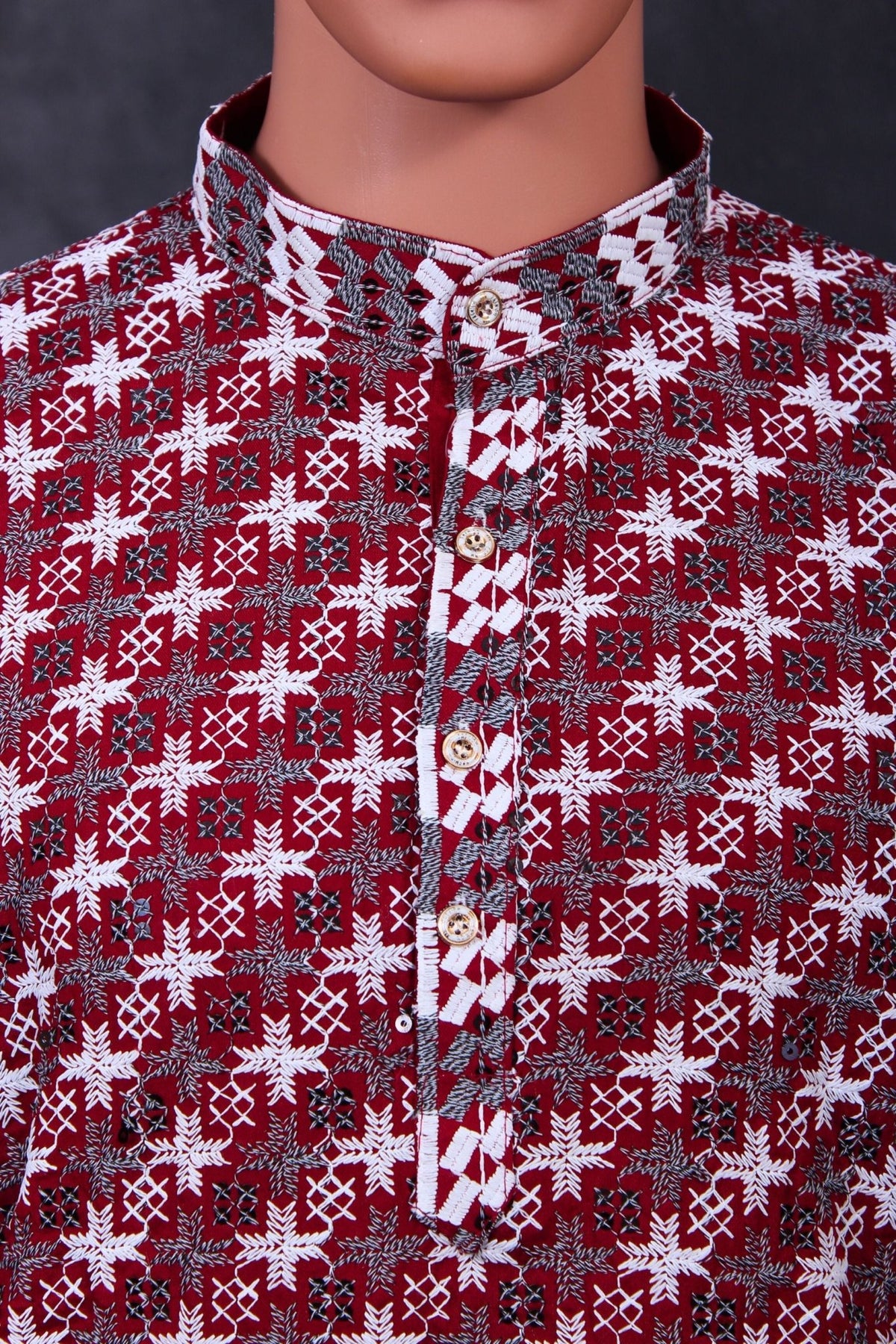 Men's Elegant Embroidered Kurta with Unique Zebra Pattern Design Men JCS Fashions