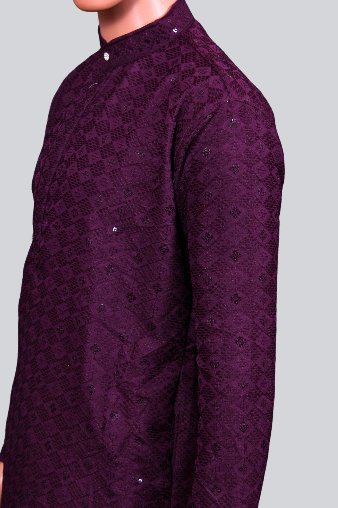 Men's Lakhnavi Kurta: Traditional Resham Embroidery & Sequin Detailing Men JCS Fashions