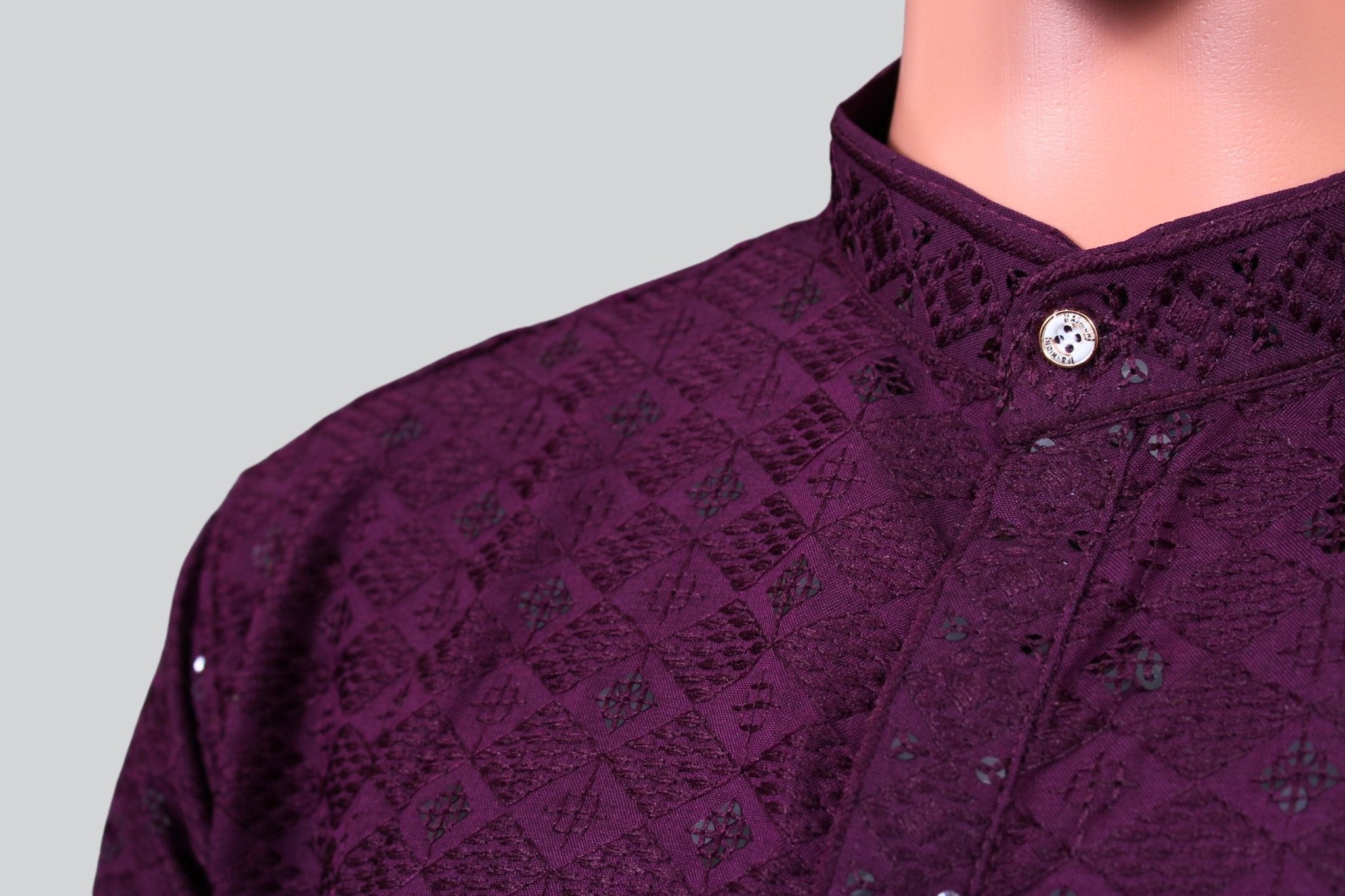 Men's Lakhnavi Kurta: Traditional Resham Embroidery & Sequin Detailing Men JCS Fashions