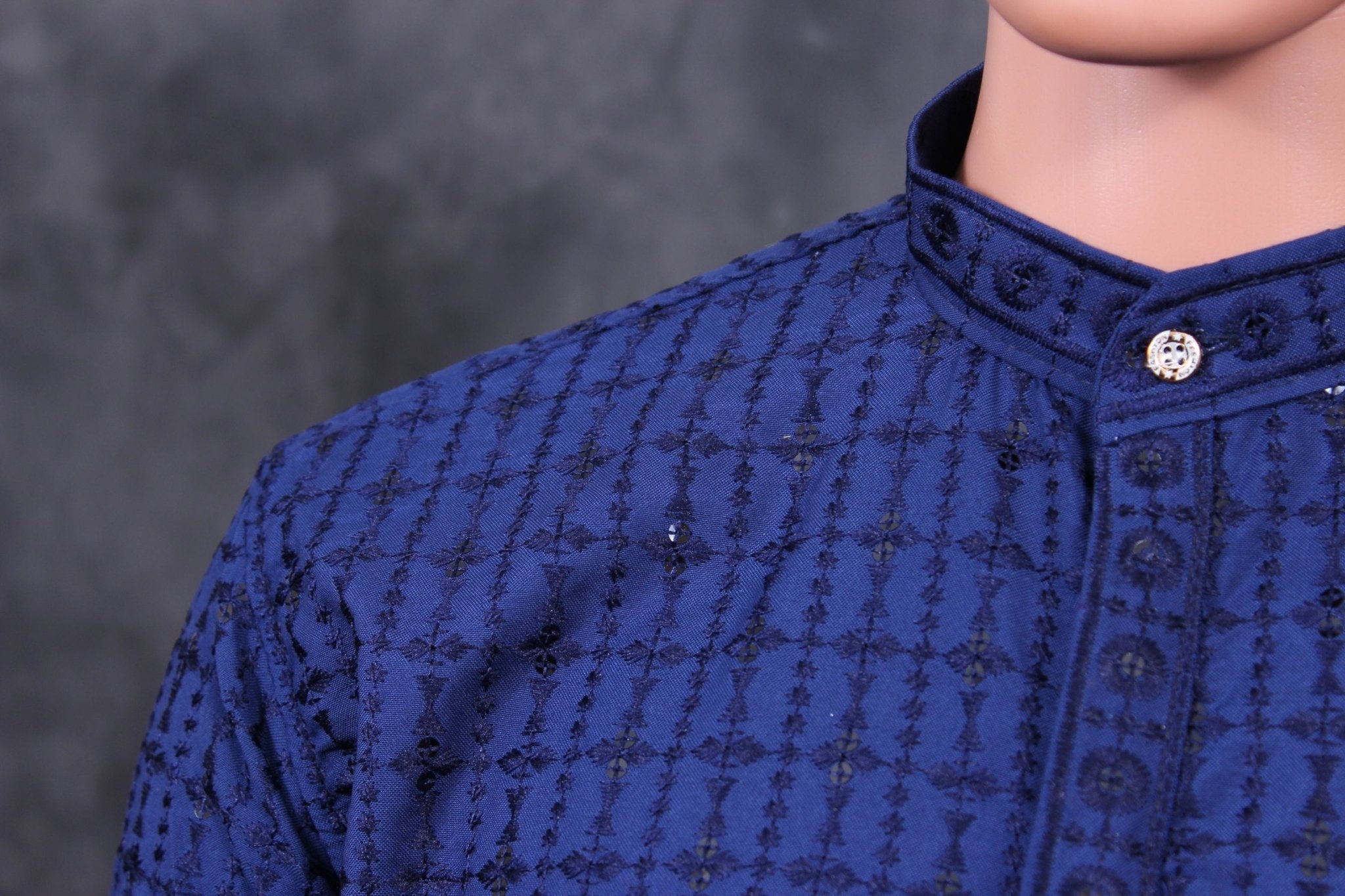 Men's Lakhnavi Kurta with Resham Embroidery - Authentic Ethnic Elegance Men JCS Fashions