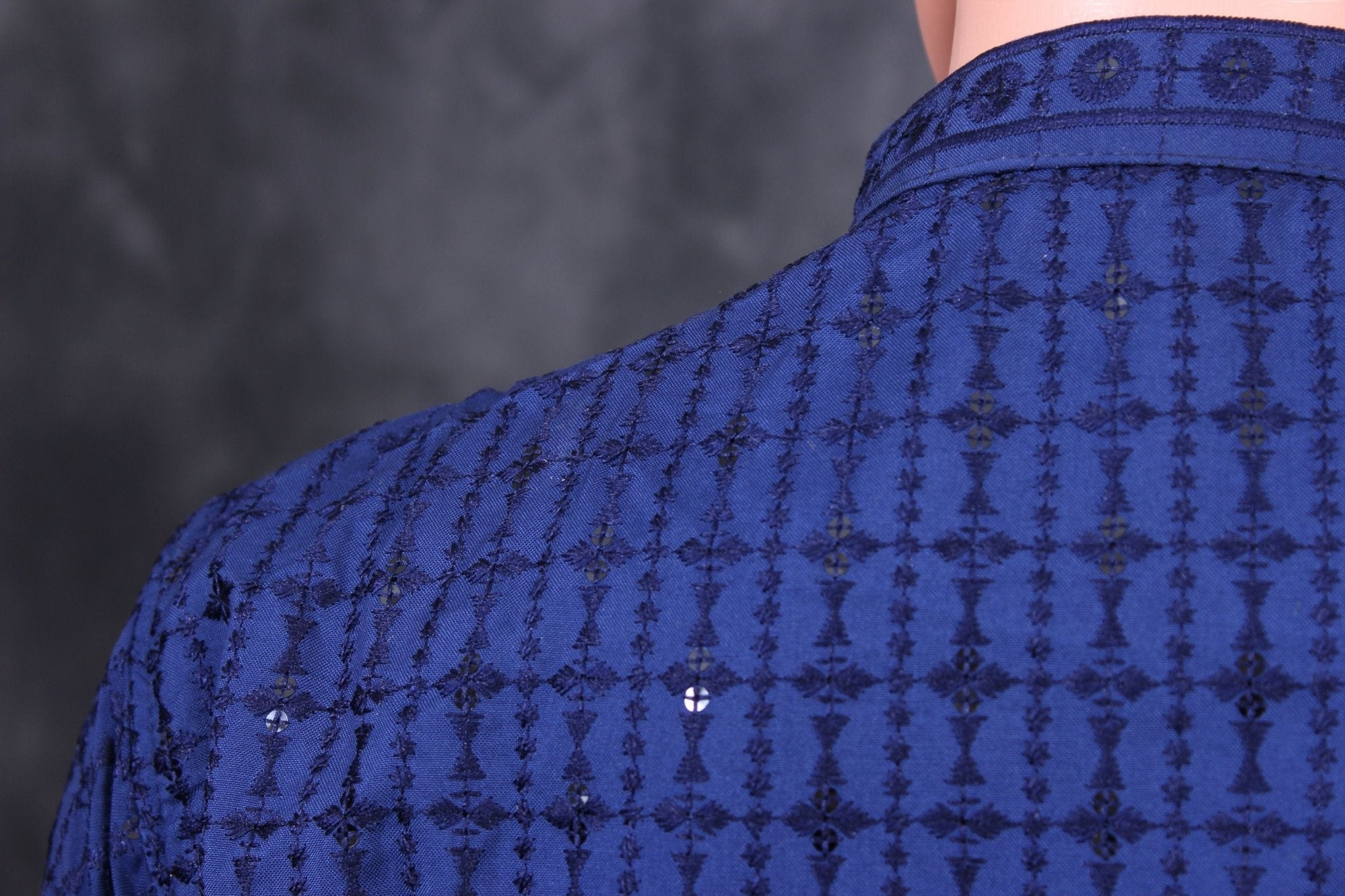 Men's Lakhnavi Kurta with Resham Embroidery - Authentic Ethnic Elegance Men JCS Fashions