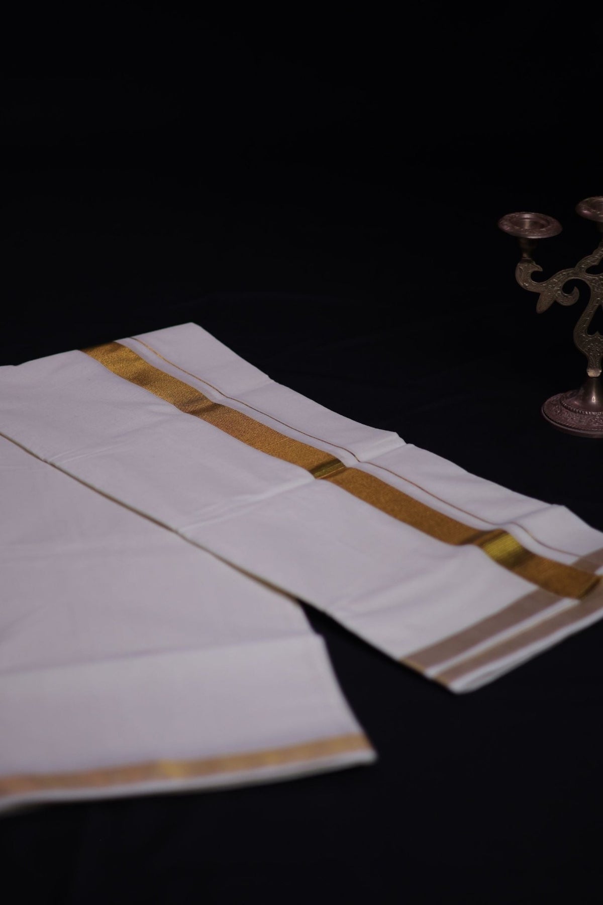 Men's Luxury Kerala Cotton Angavastram with Sparkling Zari Lines Shawl JCS Fashions