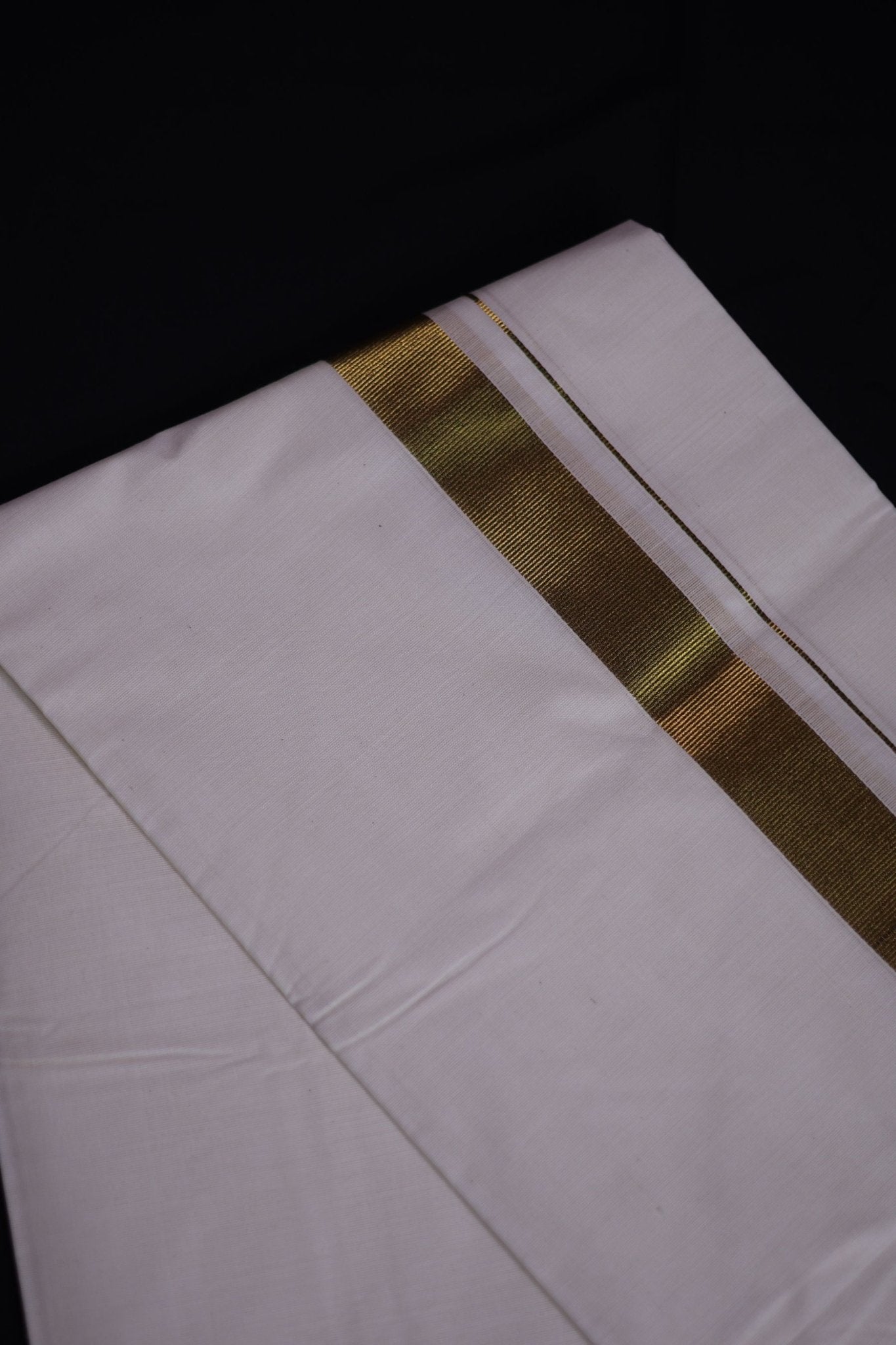 Men's Luxury Kerala Cotton Angavastram with Sparkling Zari Lines Shawl JCS Fashions