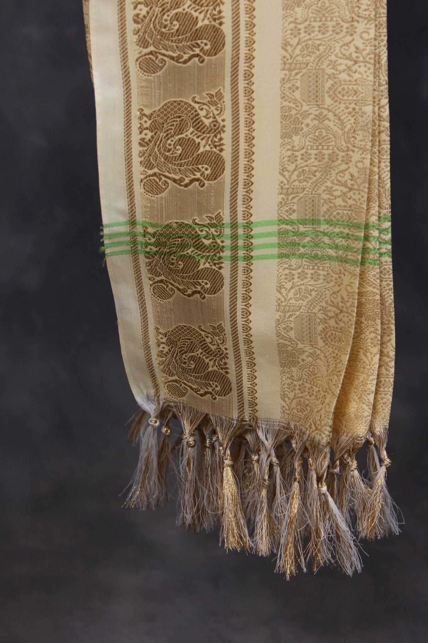 Peacock Patterned Banarasi Dupatta - Tradition Meets Modern Elegance Dupatta JCS Fashions