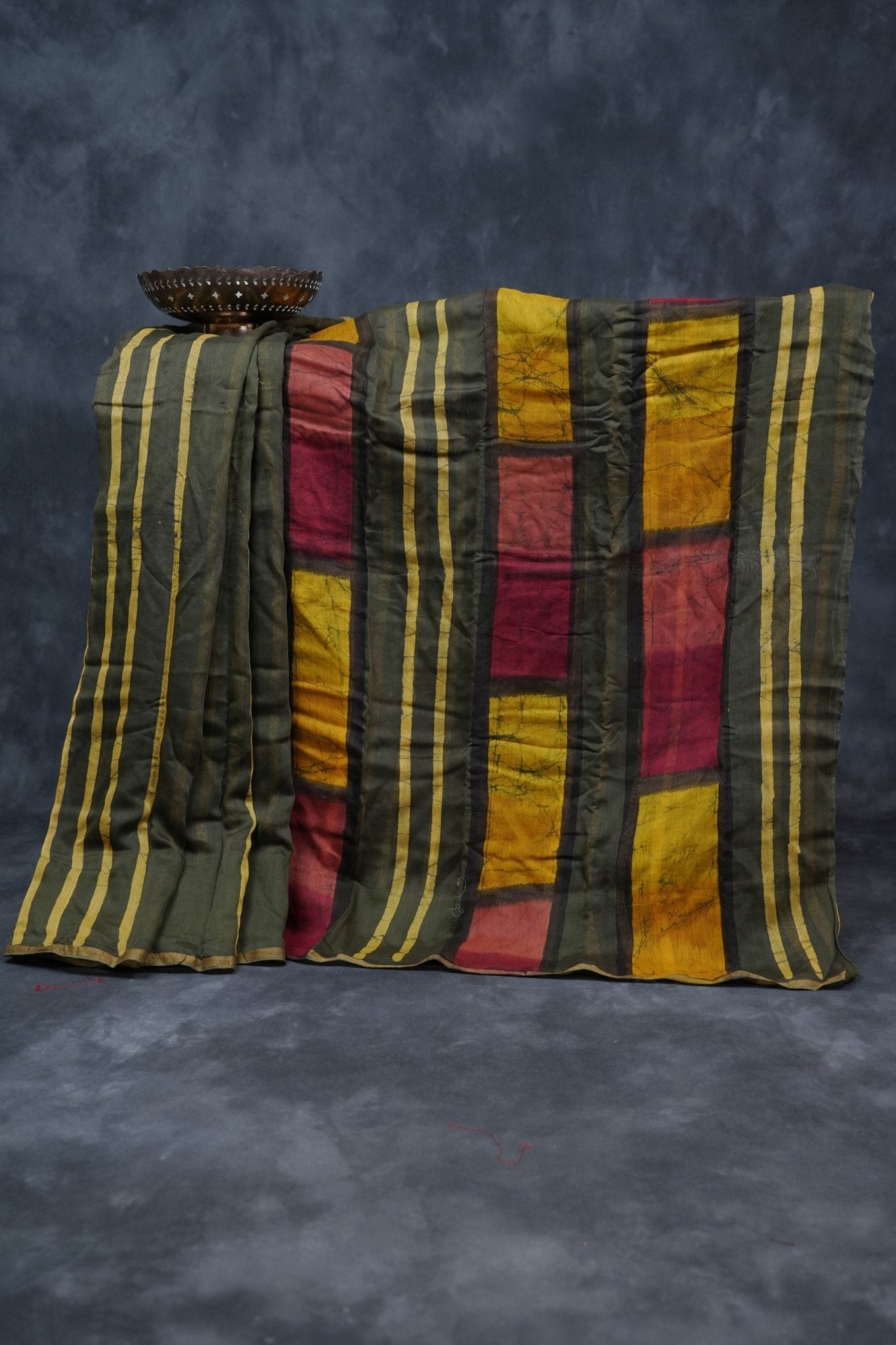 Premium Elegance with Dye Shaded, Antic Zari Border and Contrast Blouse SAREE JCS Fashions