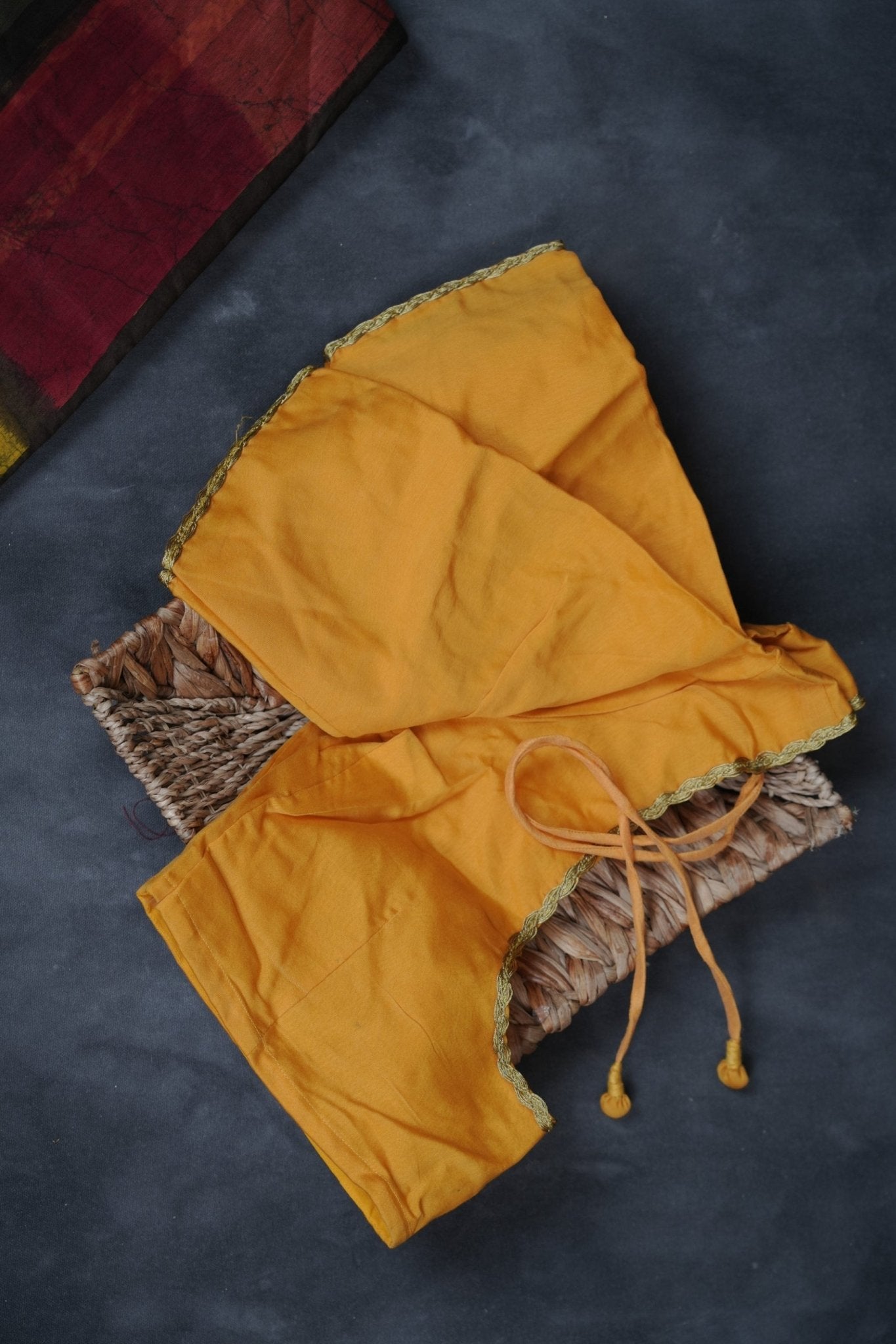 Premium Elegance with Dye Shaded, Antic Zari Border and Contrast Blouse SAREE JCS Fashions