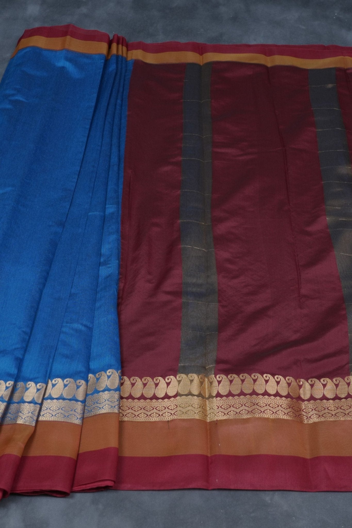 Silk Cotton Saree with Zari Border, Line Pallu and Stitched Blouse SAREE JCS Fashions
