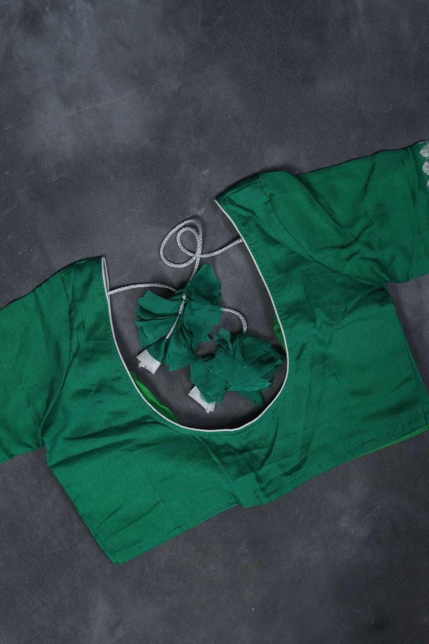 Silkmark Certified Georgette Saree: Premium Trendy Kaddi with Silver Weaving SAREE JCS Fashions