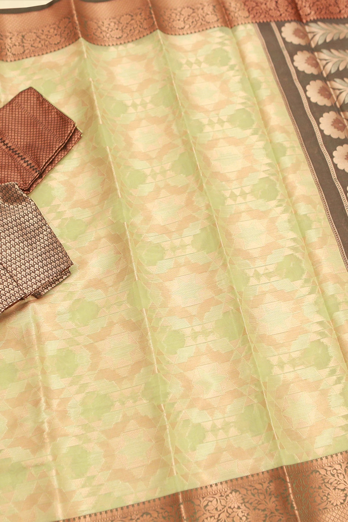 Stunning Semi Silk Saree with Beautiful Weaves, Contrast Border & Pallu Saree JCS Fashions Cream 5.5 meters