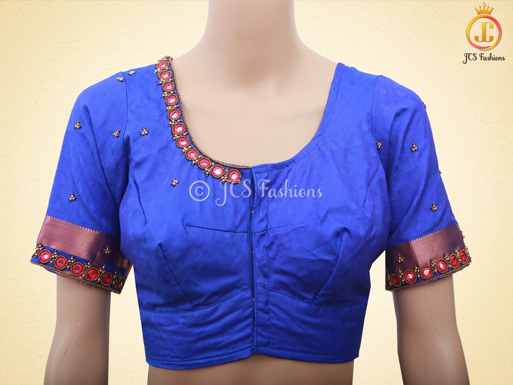 Dual-Shade Kanchipuram Blended Embossed Silk Saree With Blouse SAREE JCS Fashions