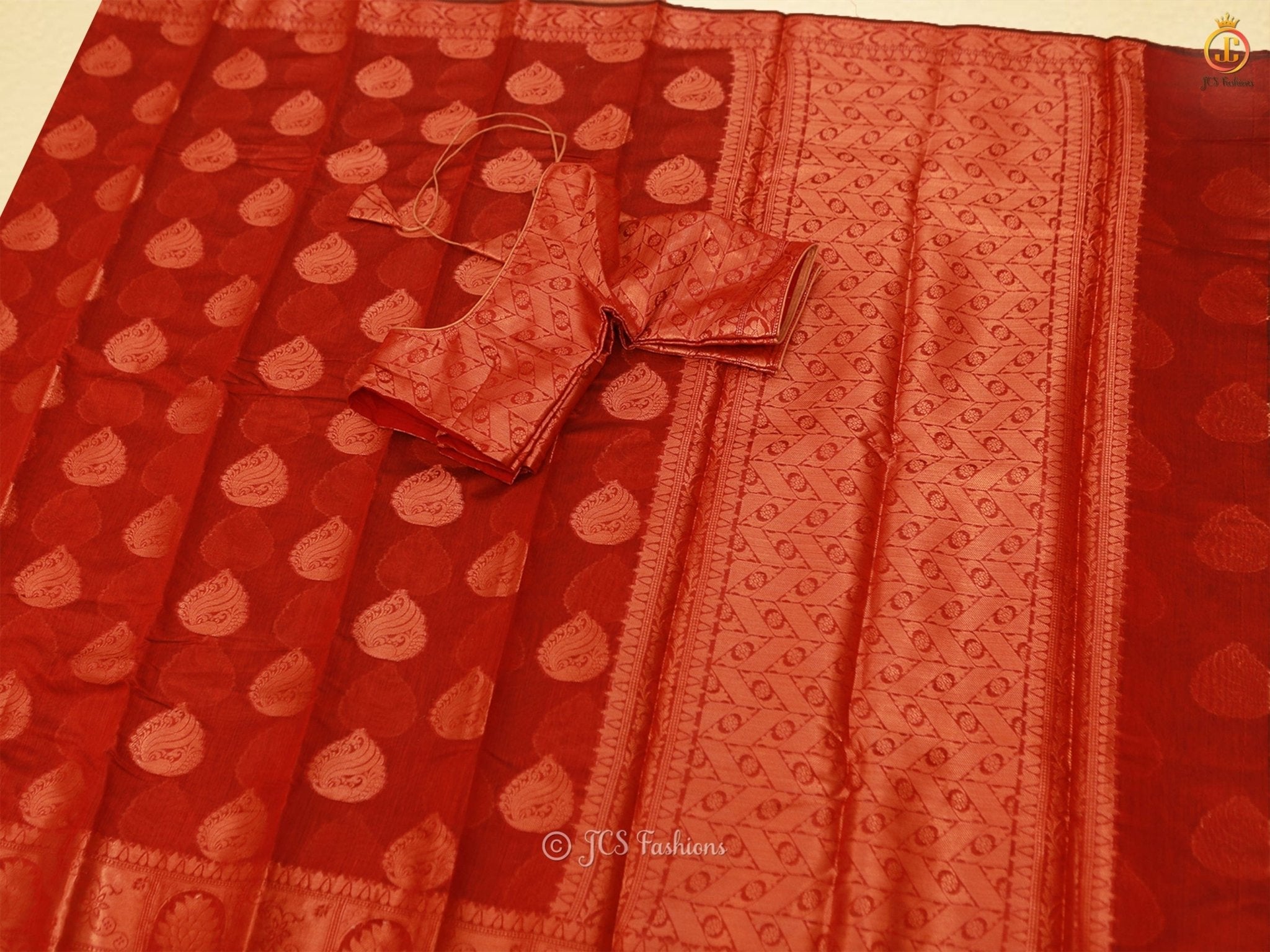 Graceful Soft Silk Cotton Saree With Brocade Blouse SAREE JCS Fashions