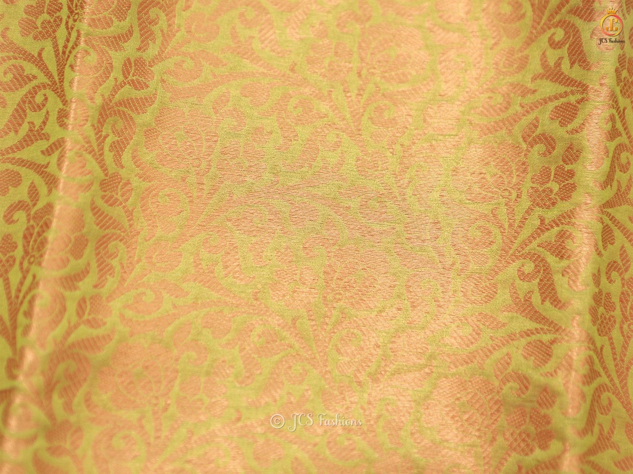 Soft Silk Saree With Copper Zari Weaves And Contrast Pallu SAREE JCS Fashions