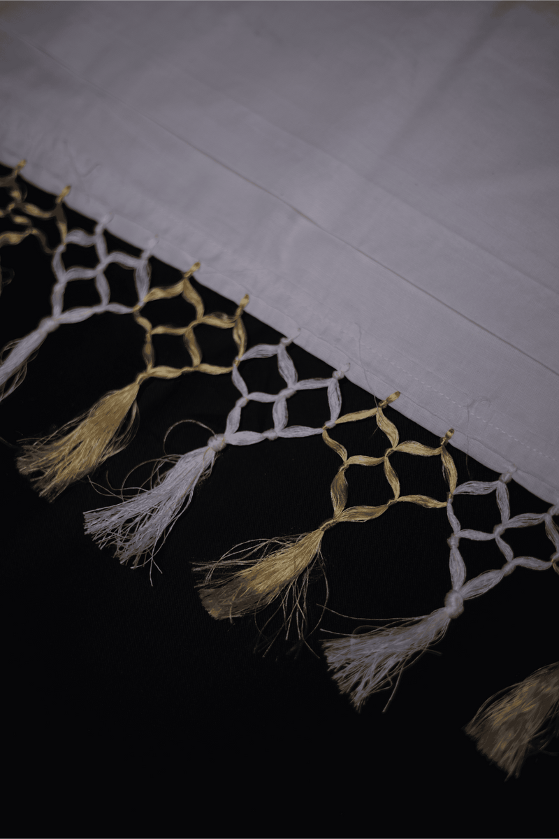 Kerala Cotton Saree with Elegant Peacock Motifs