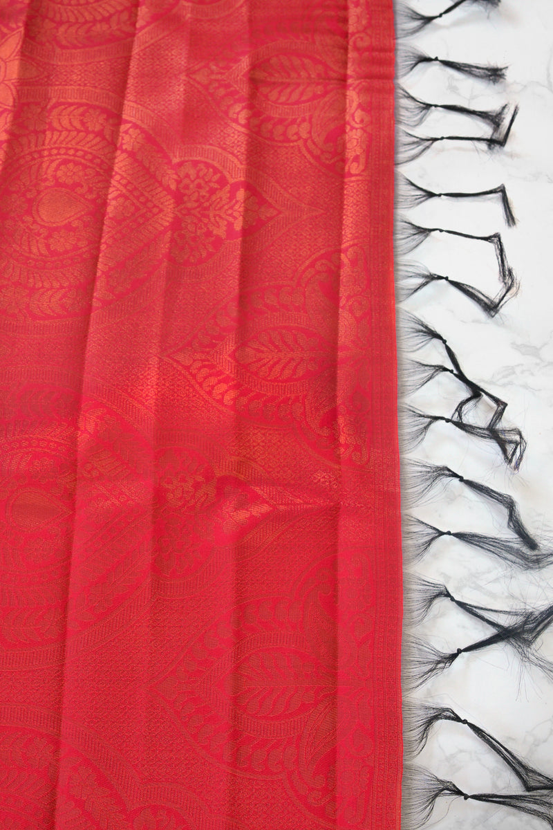 Regal Zari Work Saree with Unique Turning Border - Ultimate in Elegance