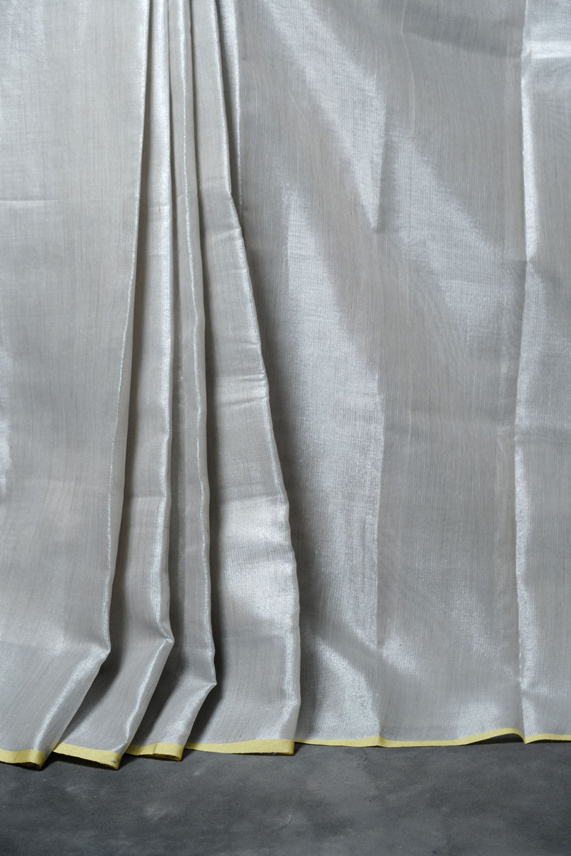 Graceful Tissue Silver Saree Set: Piping Border, Contrast Pallu