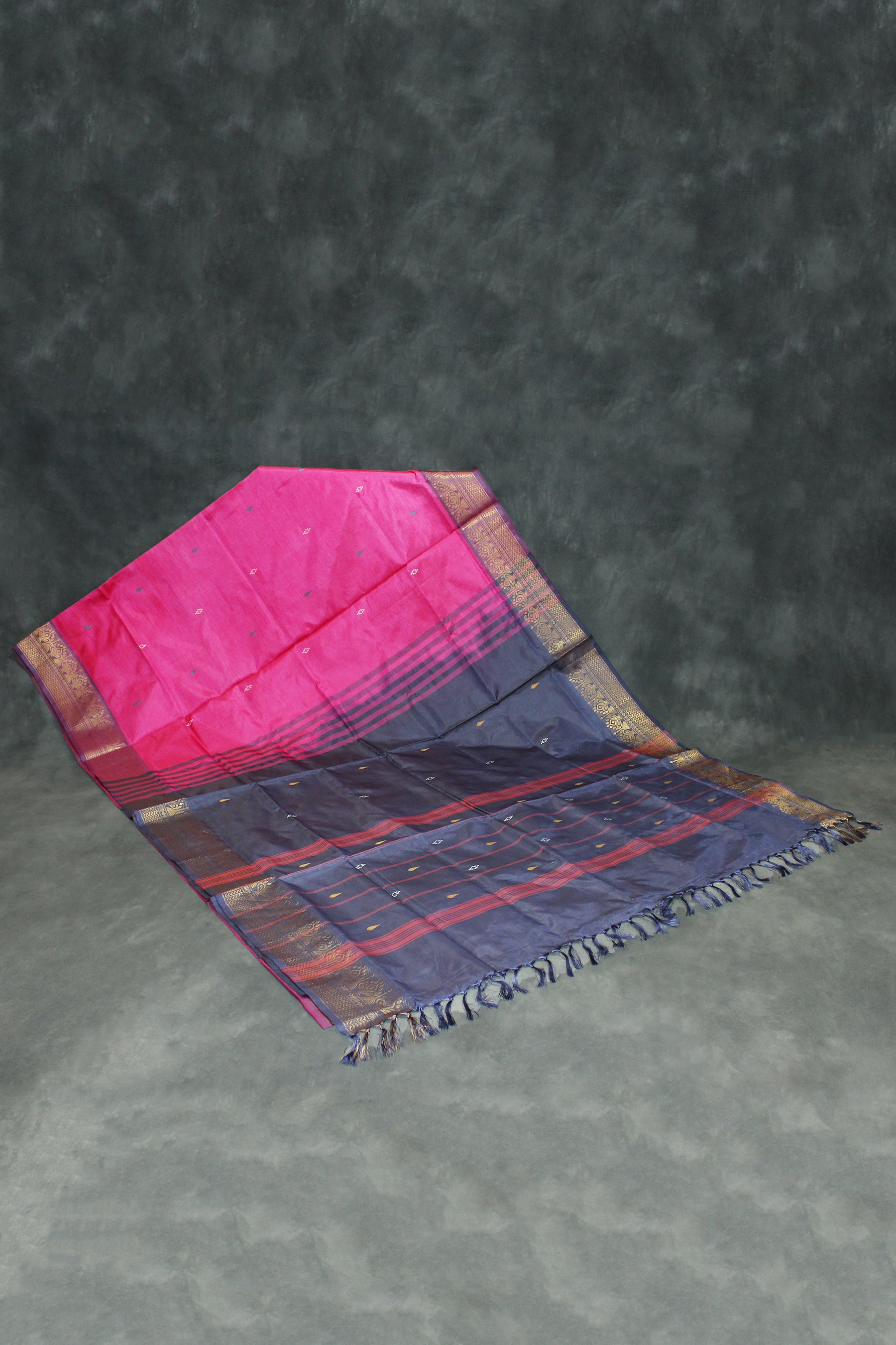 Pink Vaazhai Naar (Banana Pith) Saree with Gold Zari Border and Butta - Pink