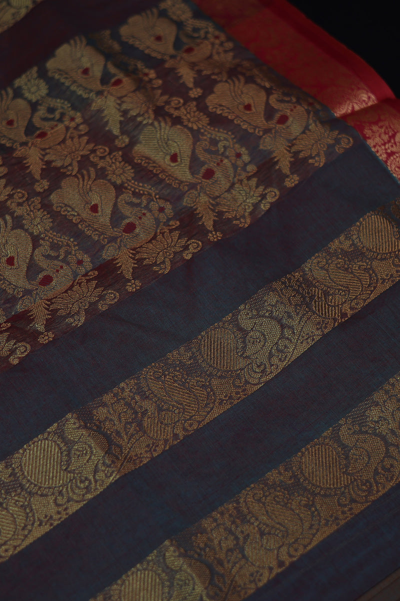 Graceful 6.75 Yard Cotton Saree - Elegance & Traditional Craftsmanship