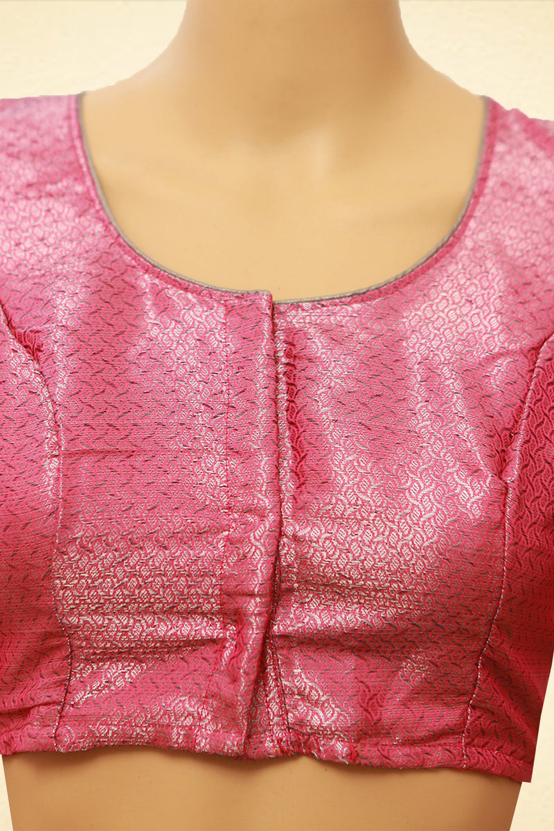 Antique Zari Borders & Contrasting Pallu: Semi Silk Saree