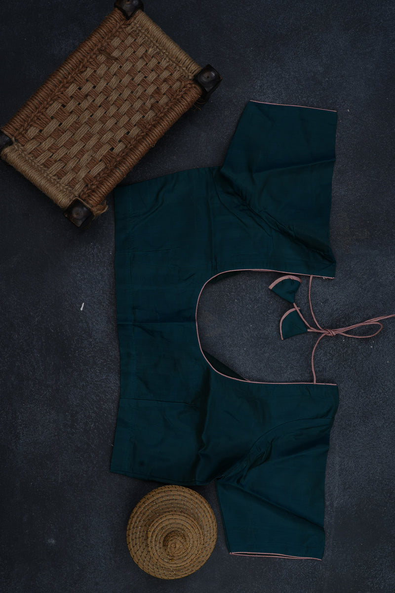 Authentic Kanchipuram Handloom Bridal Silk With Floral Zari Motifs
