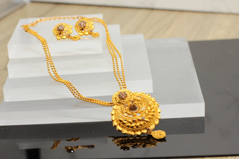 Traditional Matte-Finish Golden Stone Chain and Earrings Set